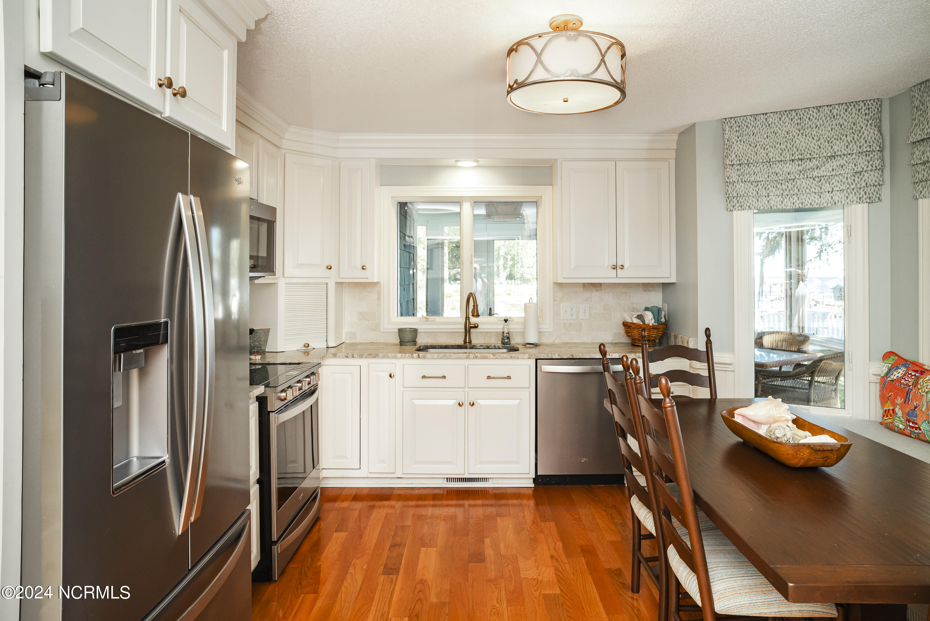137 Nixons Beach Road Property Photo 9