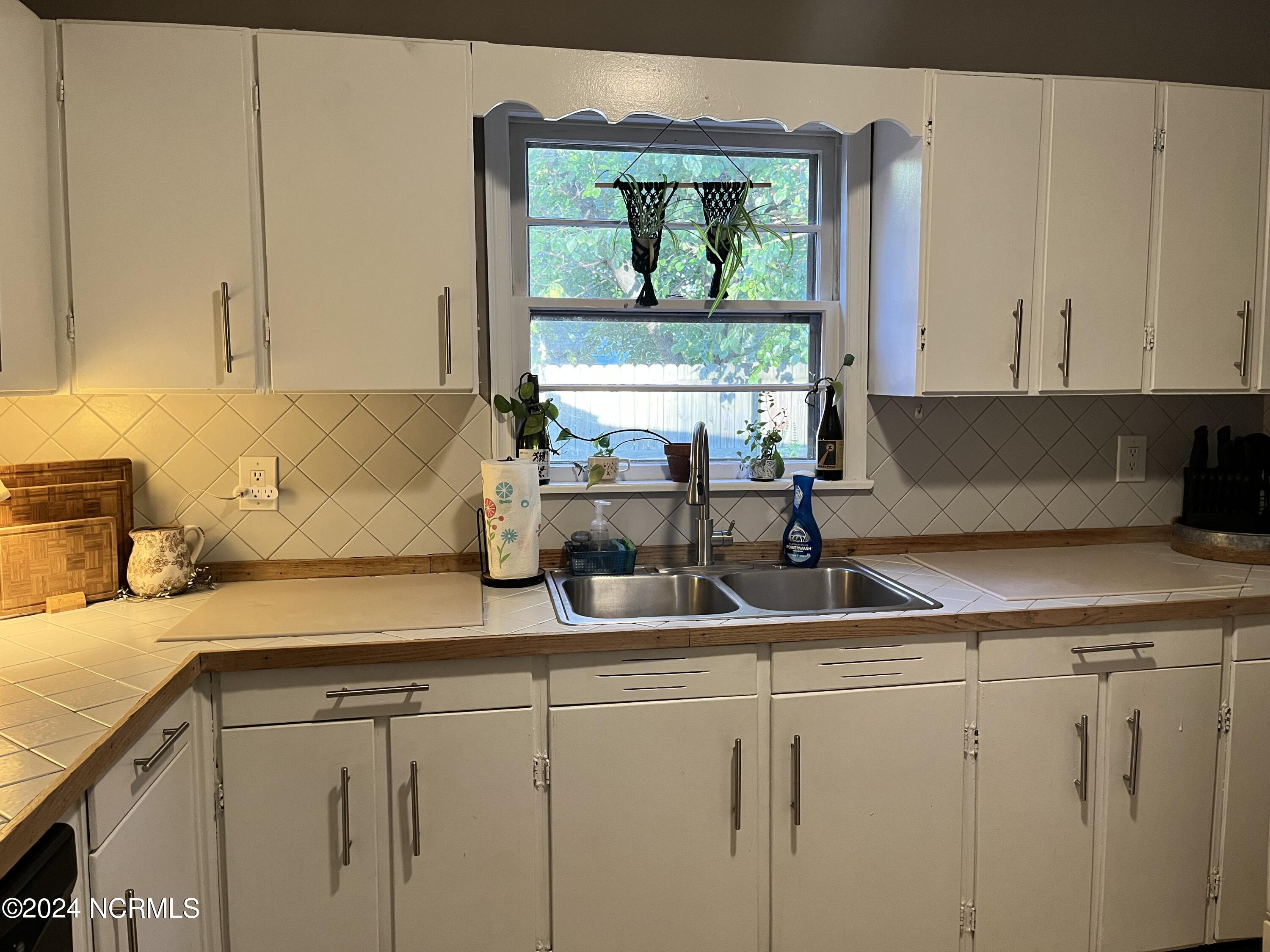 225 Briarcliff Road Property Photo 10