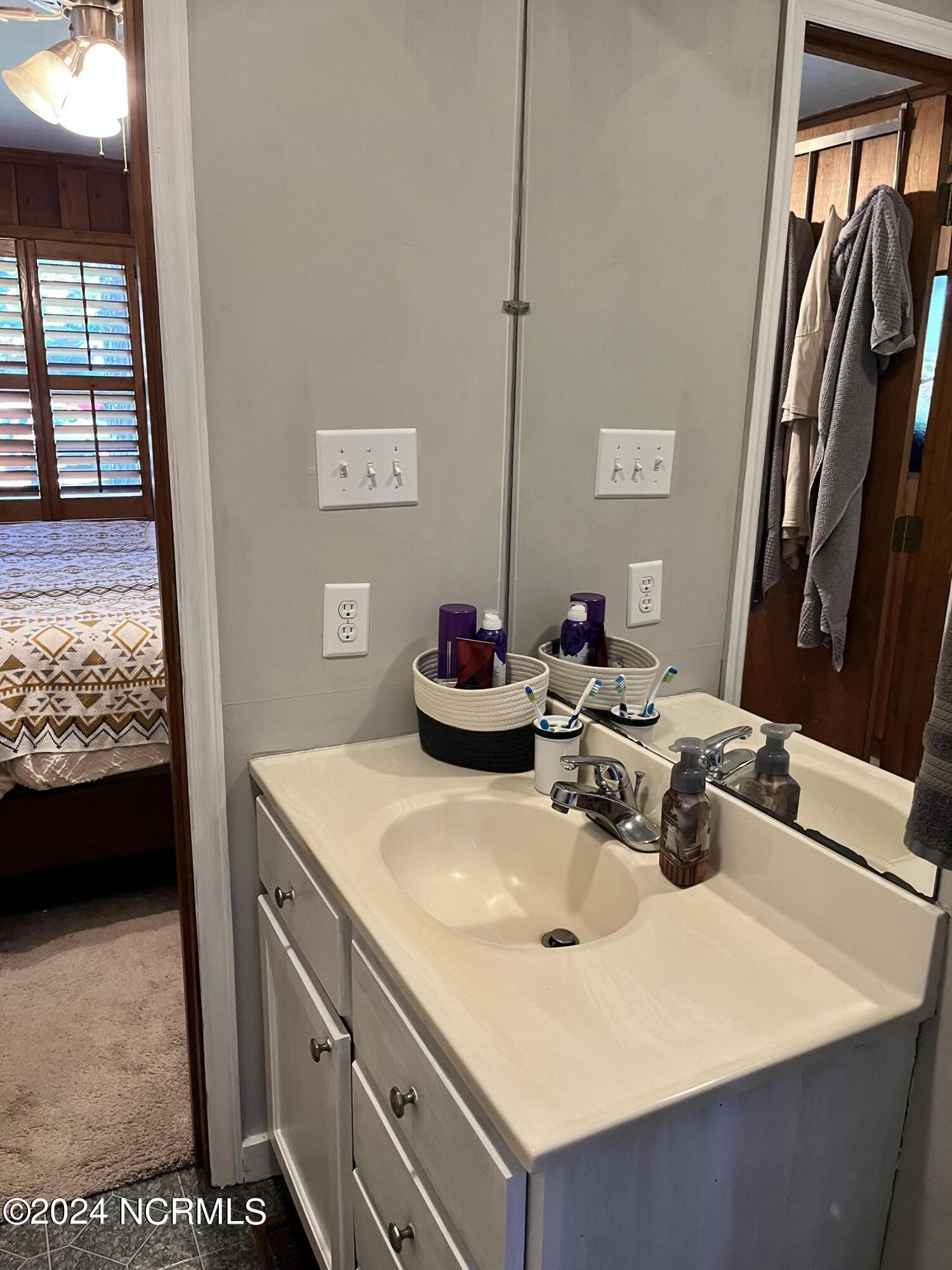 225 Briarcliff Road Property Photo 16