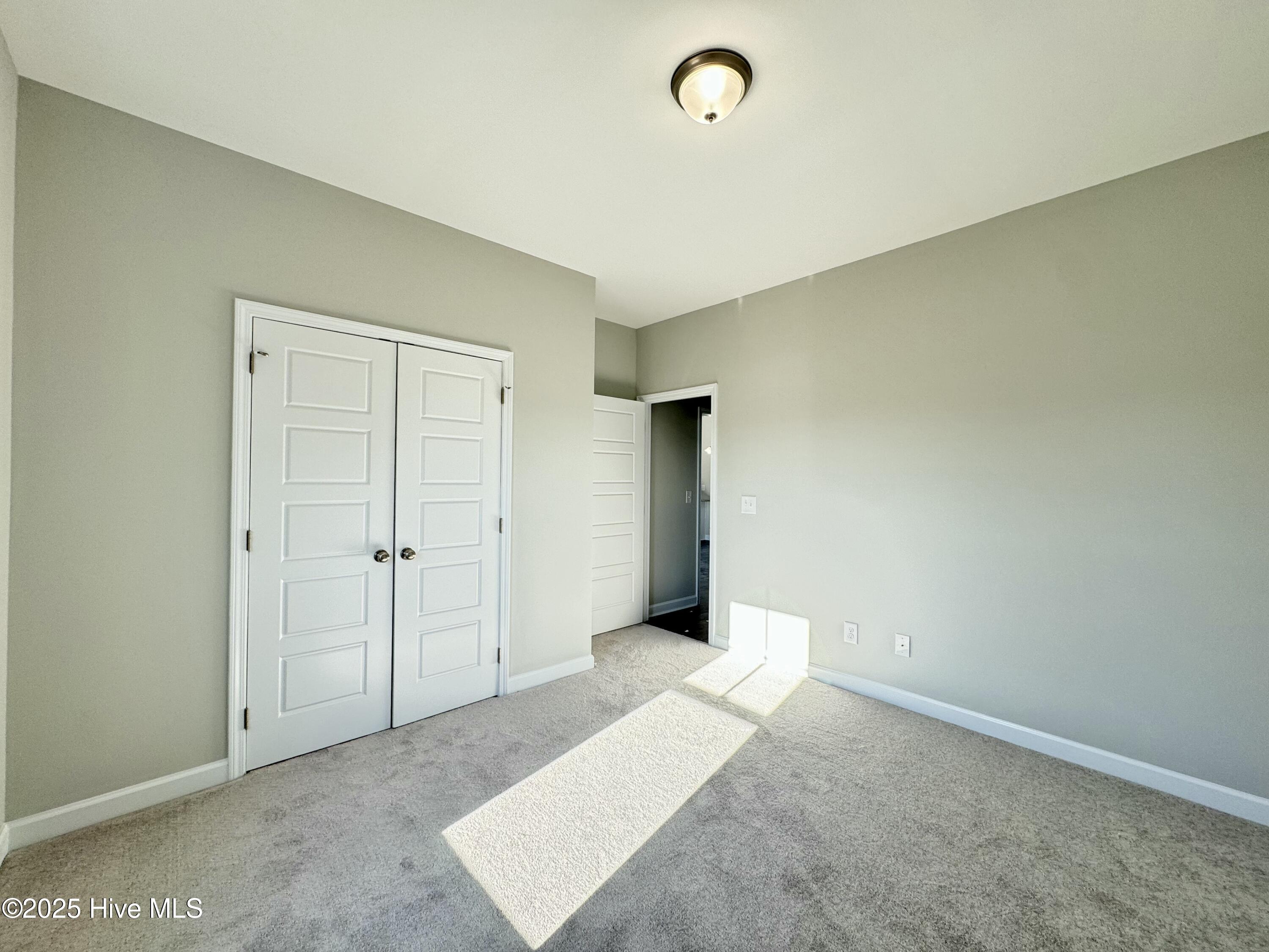 210 Dunbar Hill Drive Property Photo 28