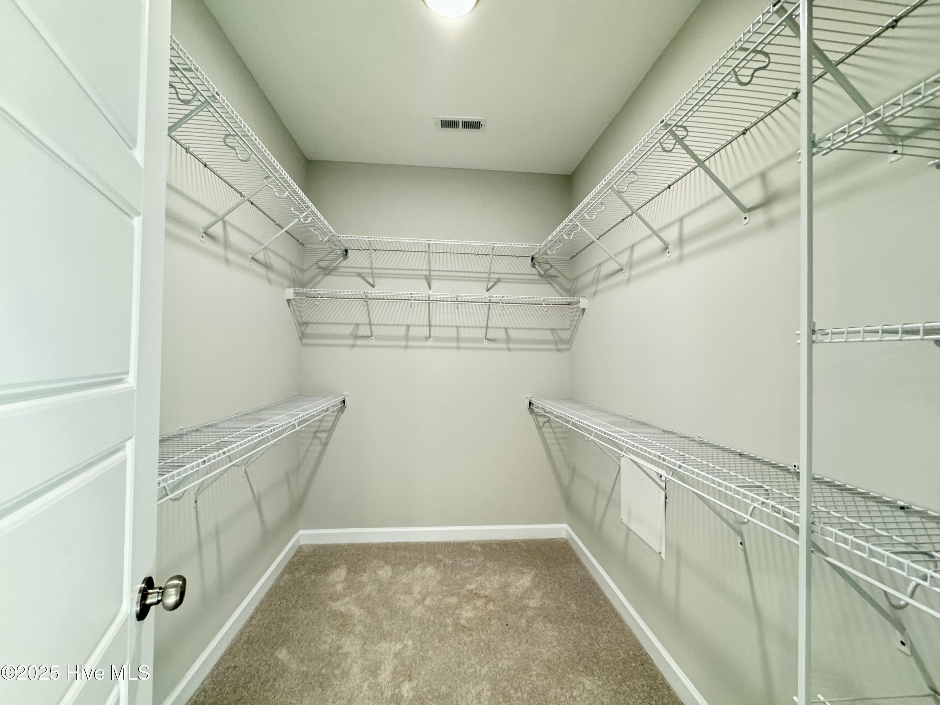 210 Dunbar Hill Drive Property Photo 31