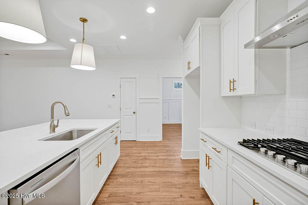 1212 Andora Drive 32 Property Photo 10