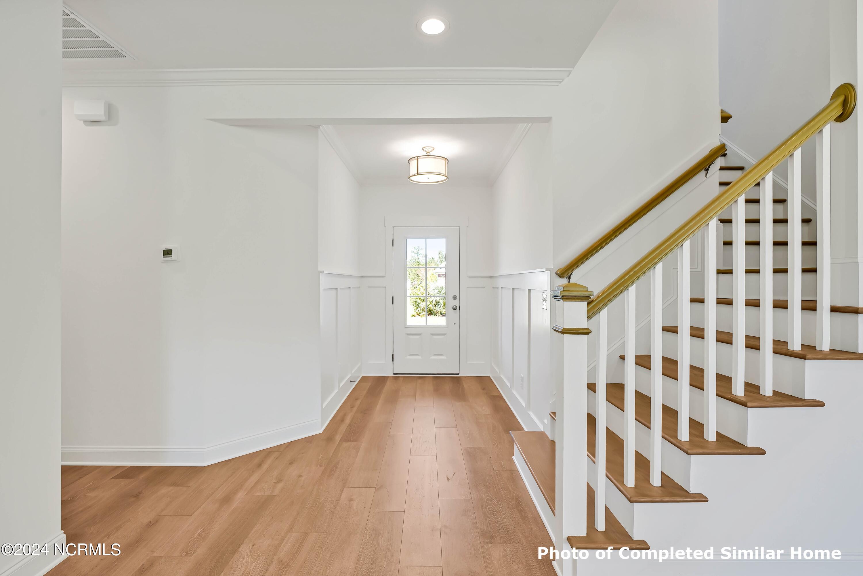 1242 Mandevilla Drive Property Photo 3