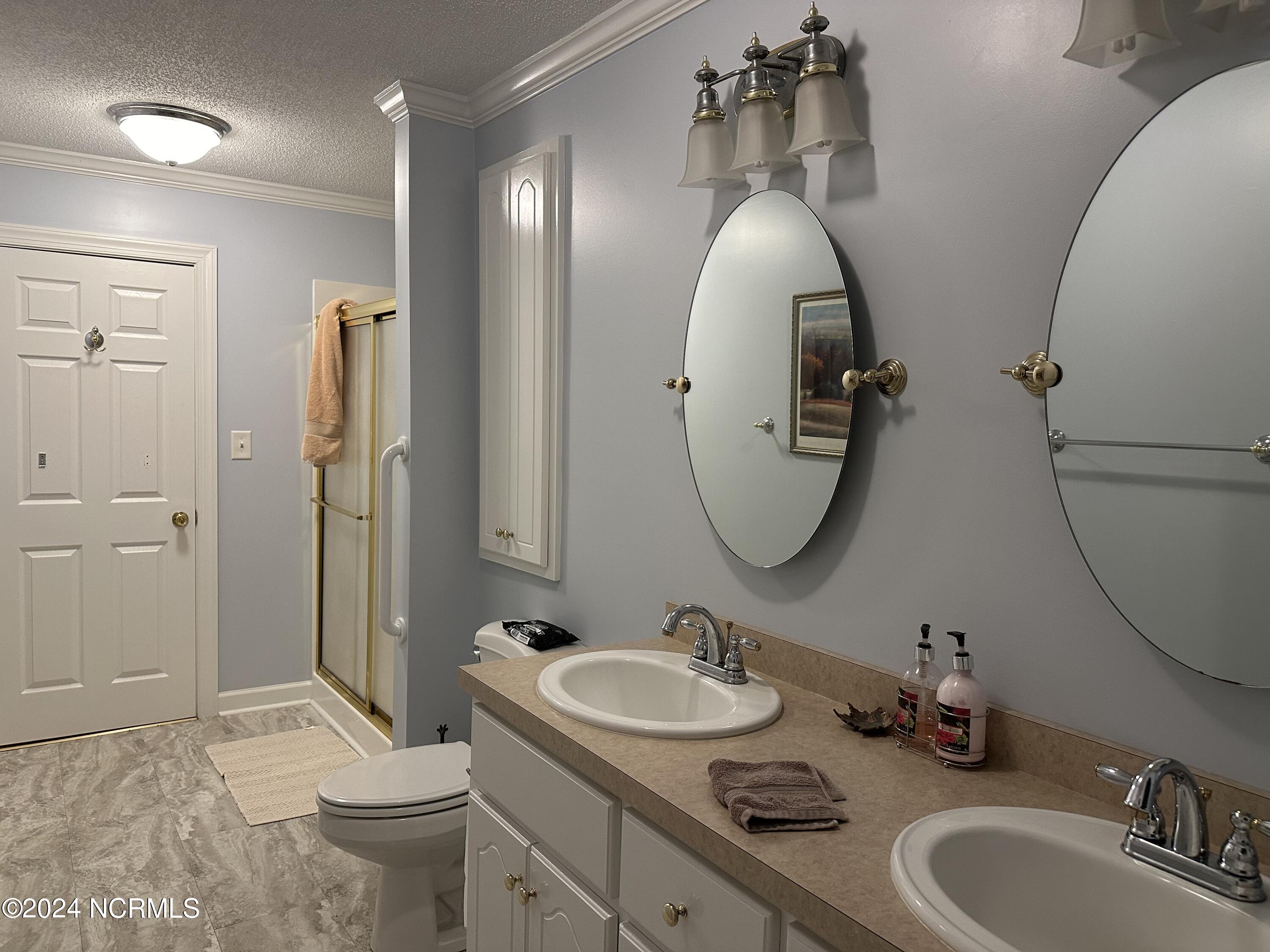 203 Lane Tree Drive Property Photo 6