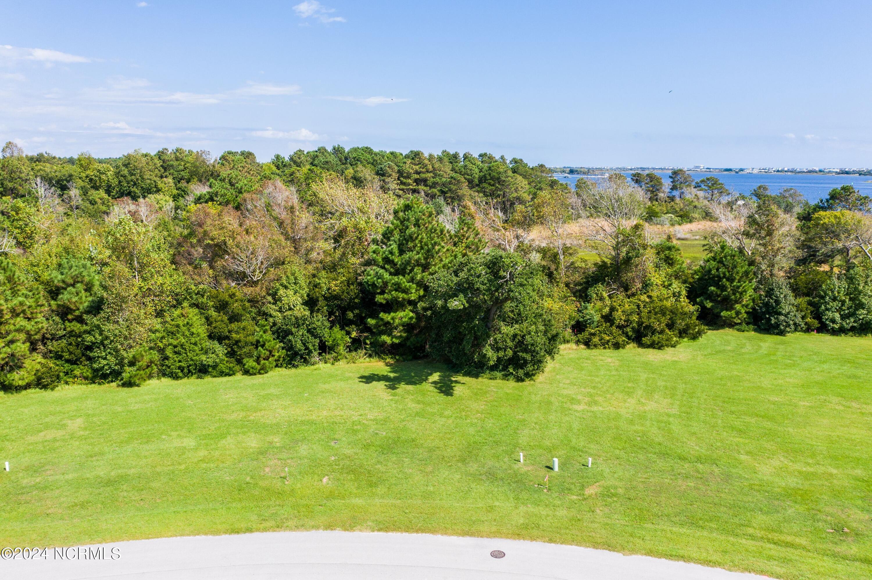 215 Marshside Landing Property Photo 6