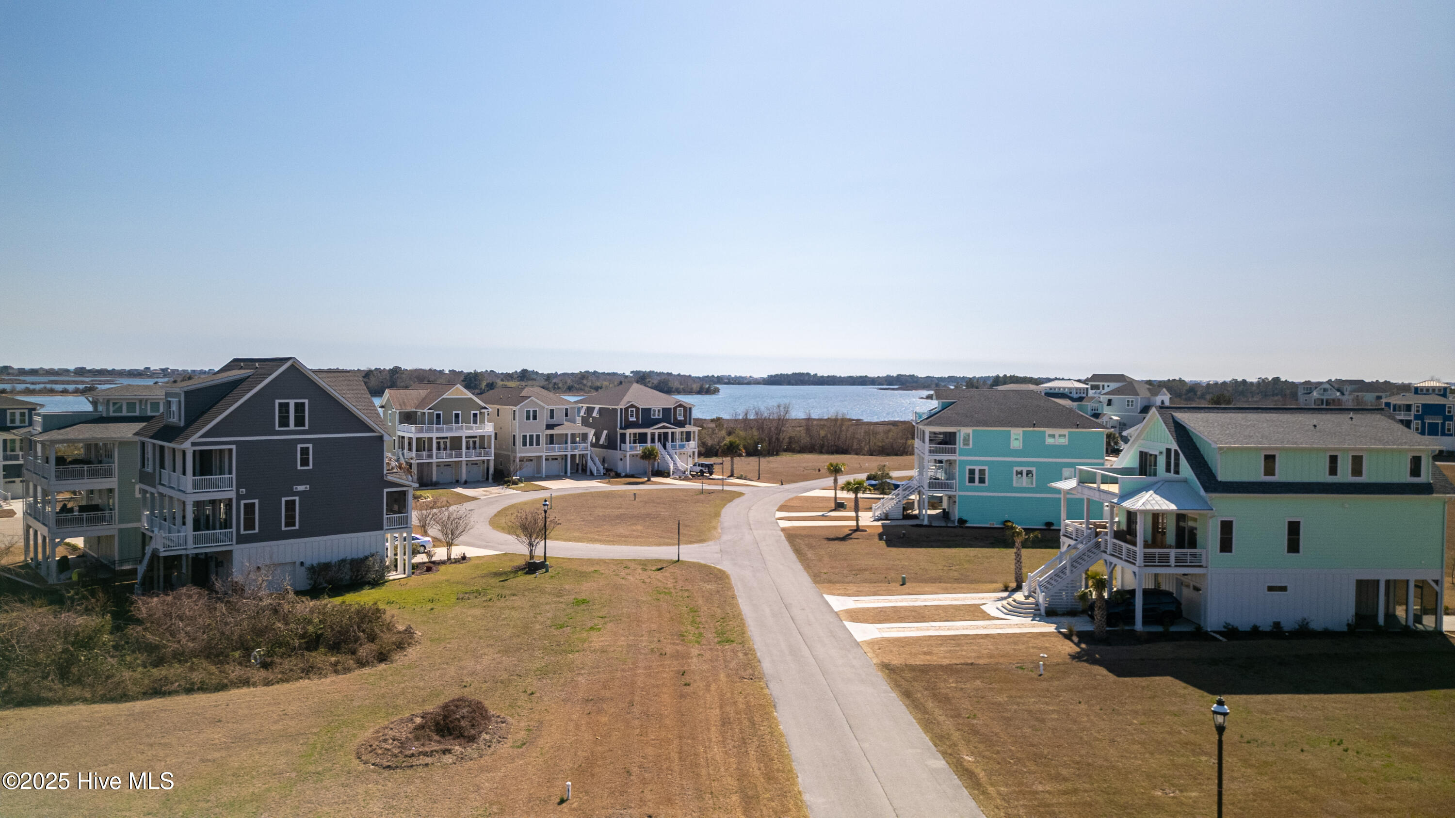215 Marshside Landing Property Photo 17