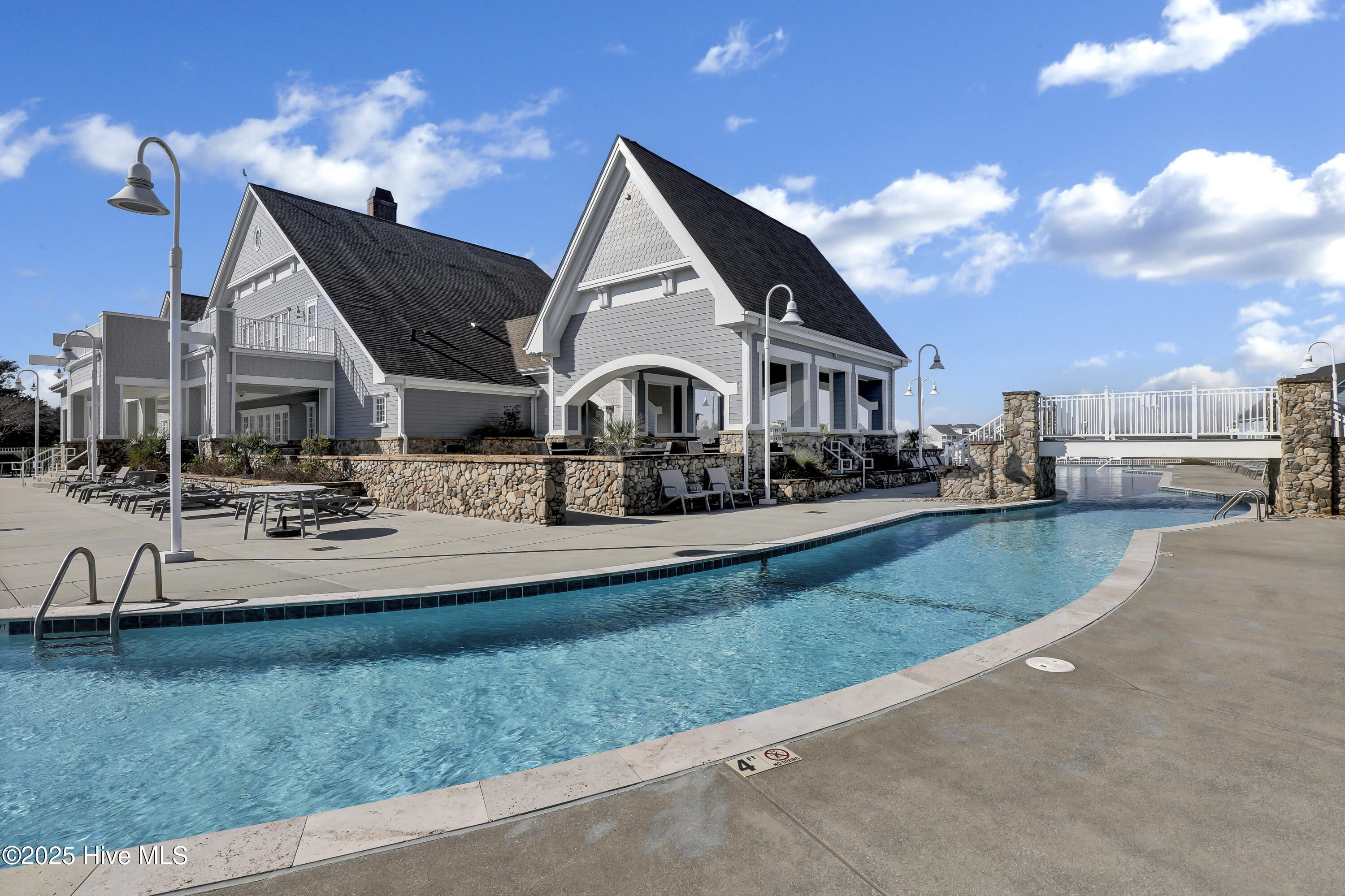 215 Marshside Landing Property Photo 49