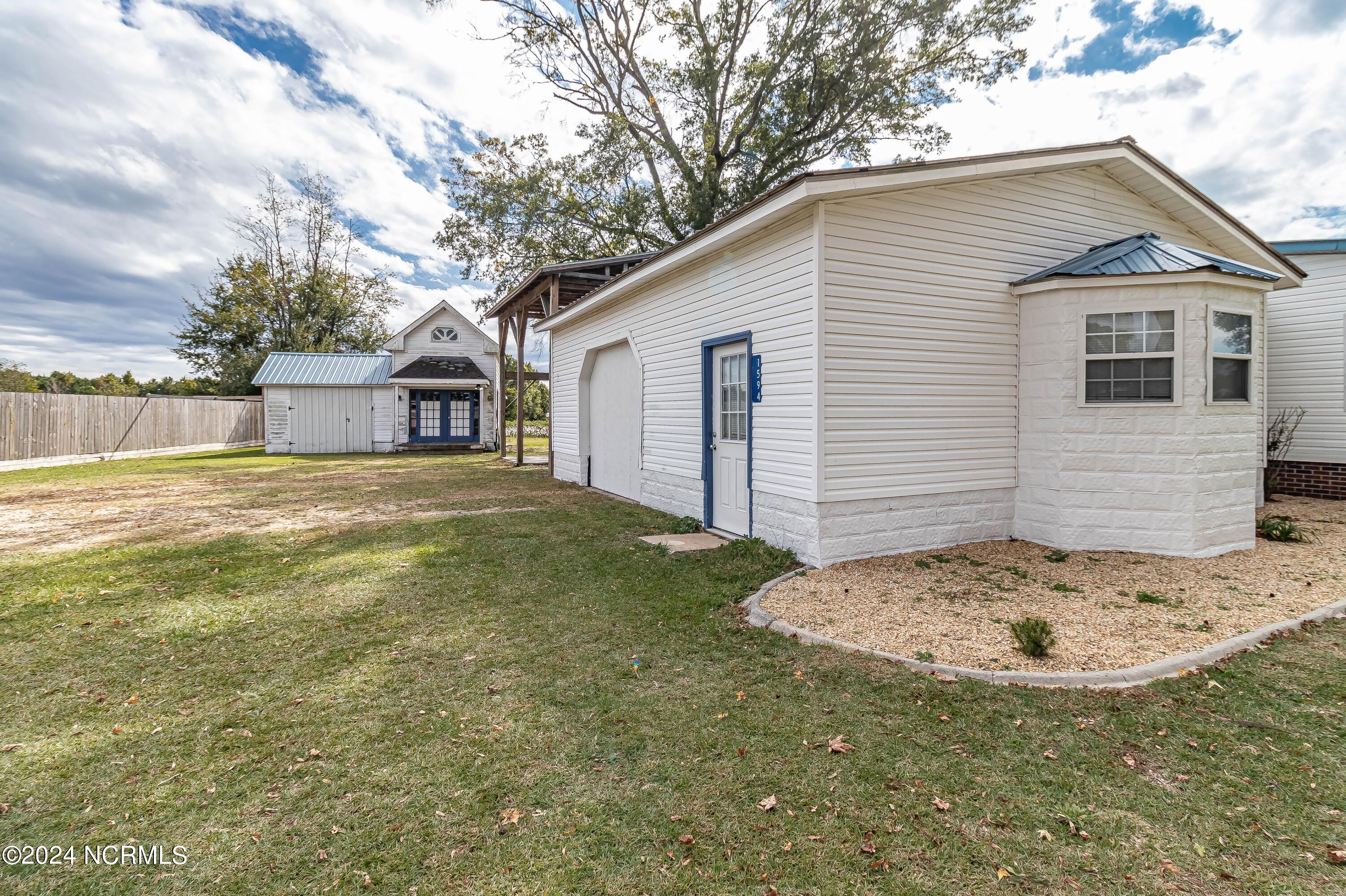 1594 Indian Springs Road Property Photo 9