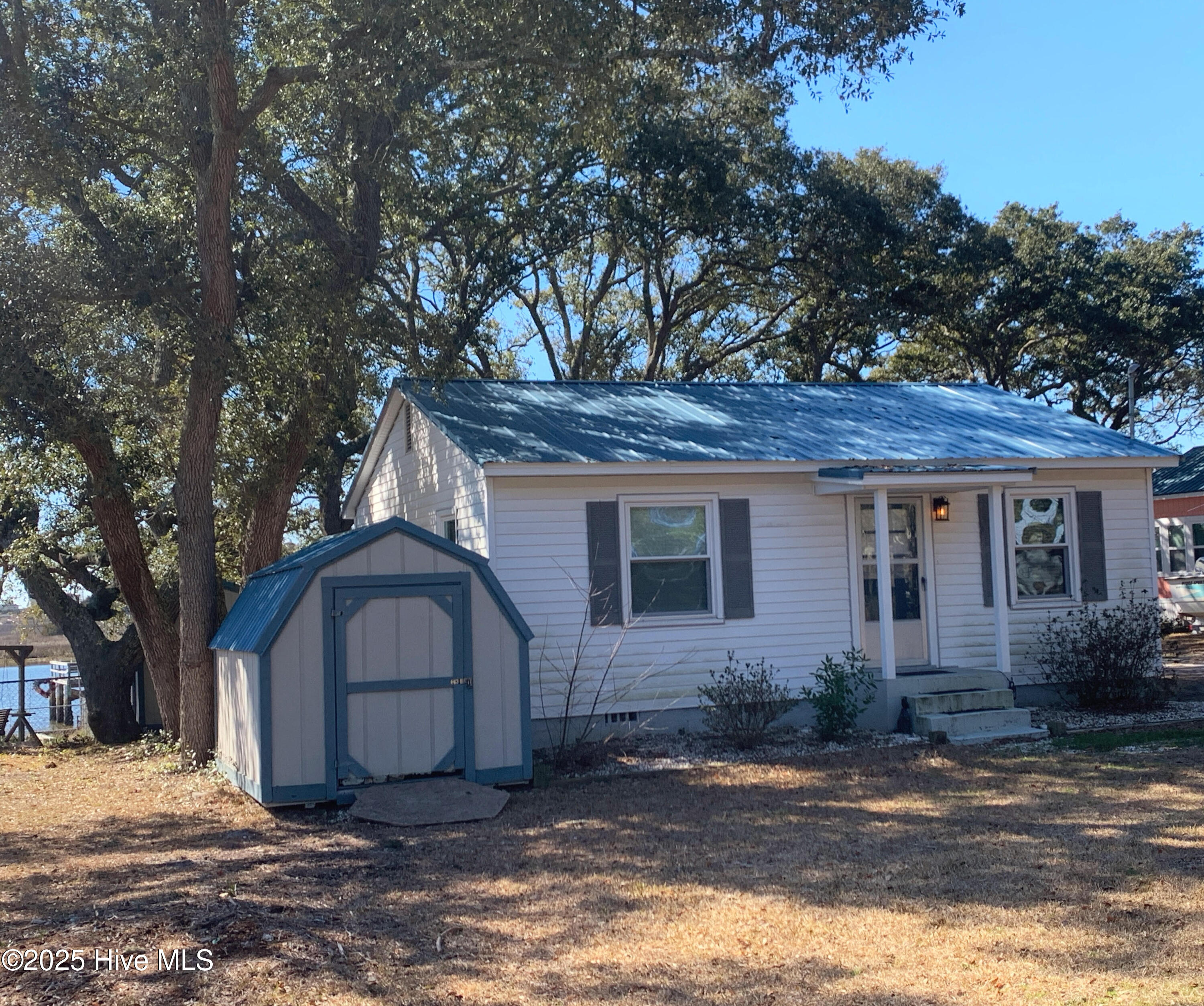 447 Lockwood Folly Road Property Photo 1