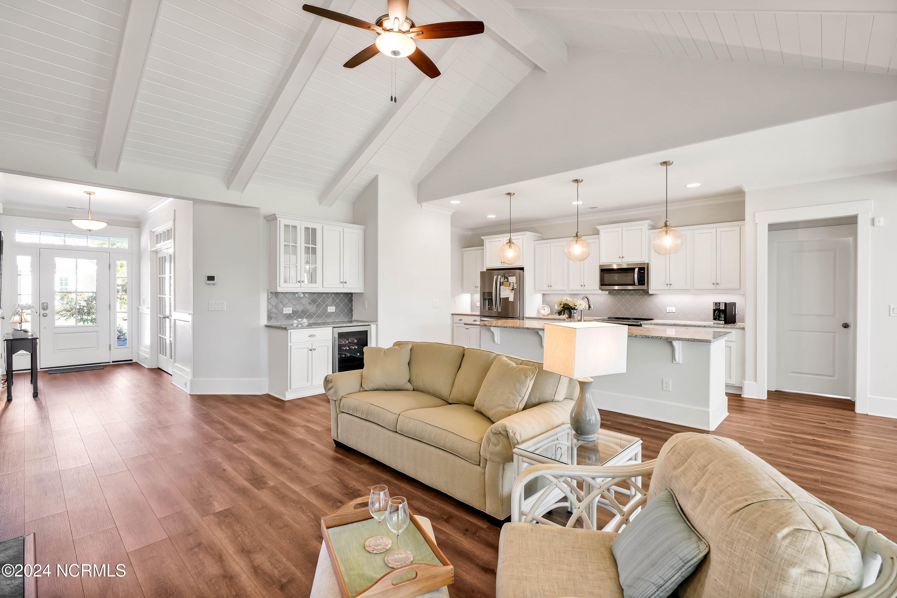 8633 Piney Hollow Court Property Photo 10