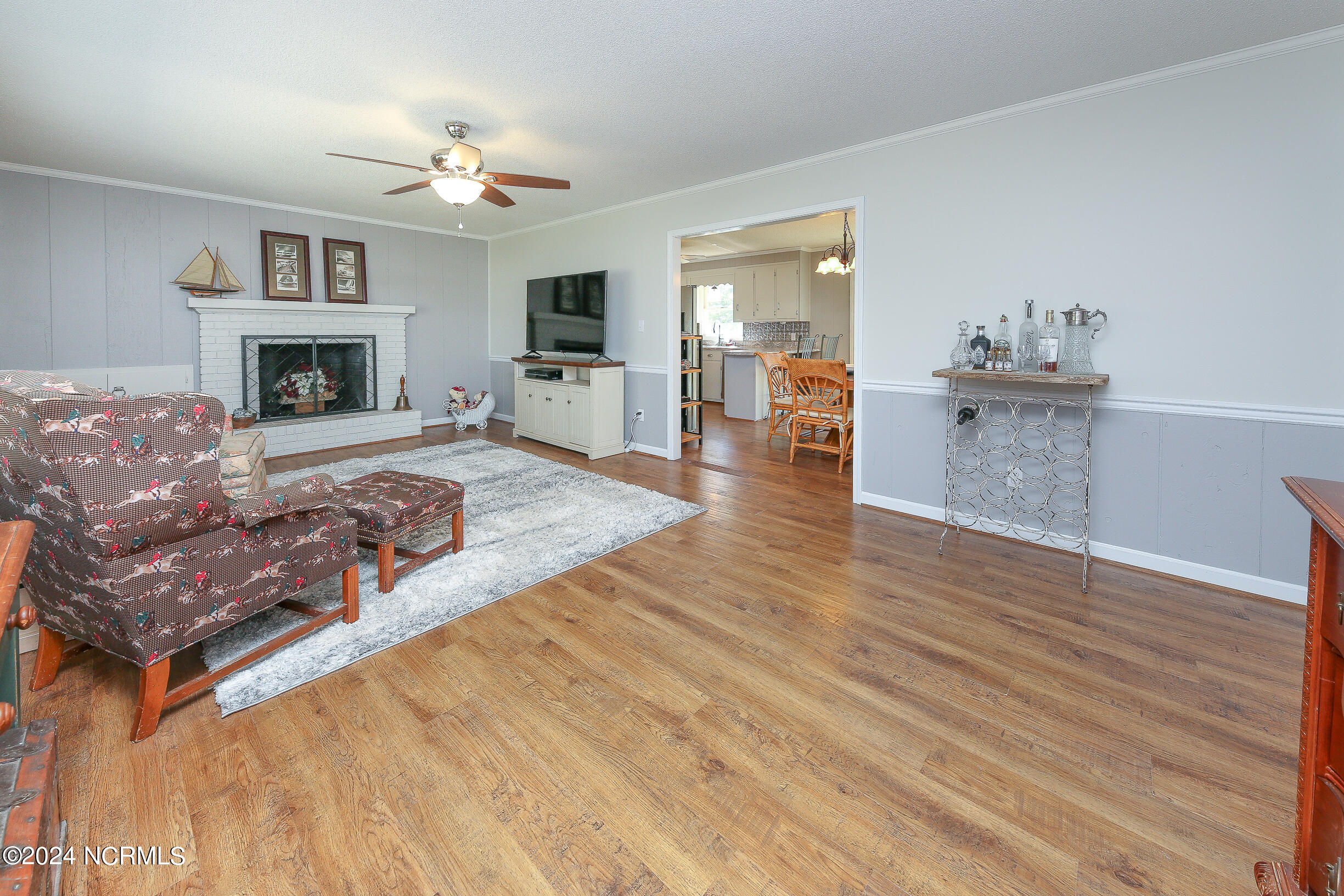 111 Ida Street Property Photo 5