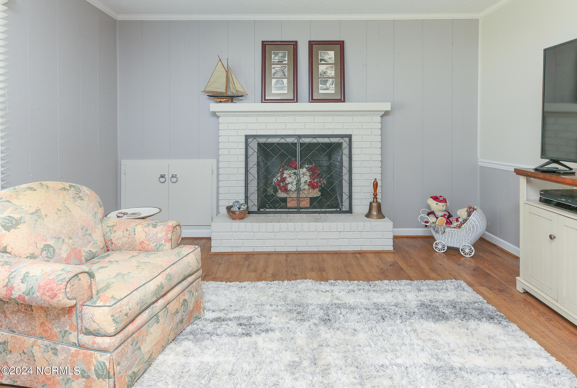 111 Ida Street Property Photo 6