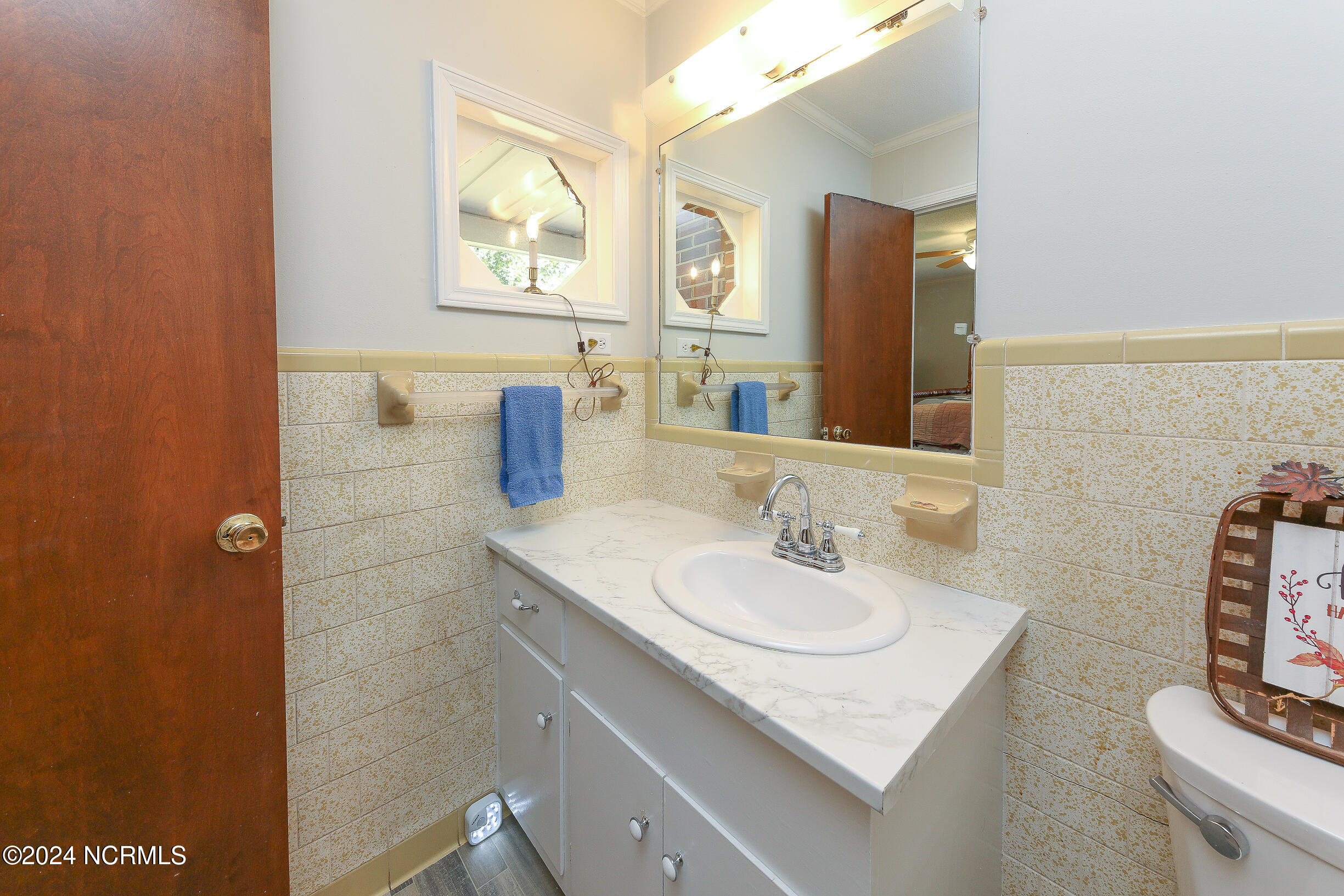 111 Ida Street Property Photo 16