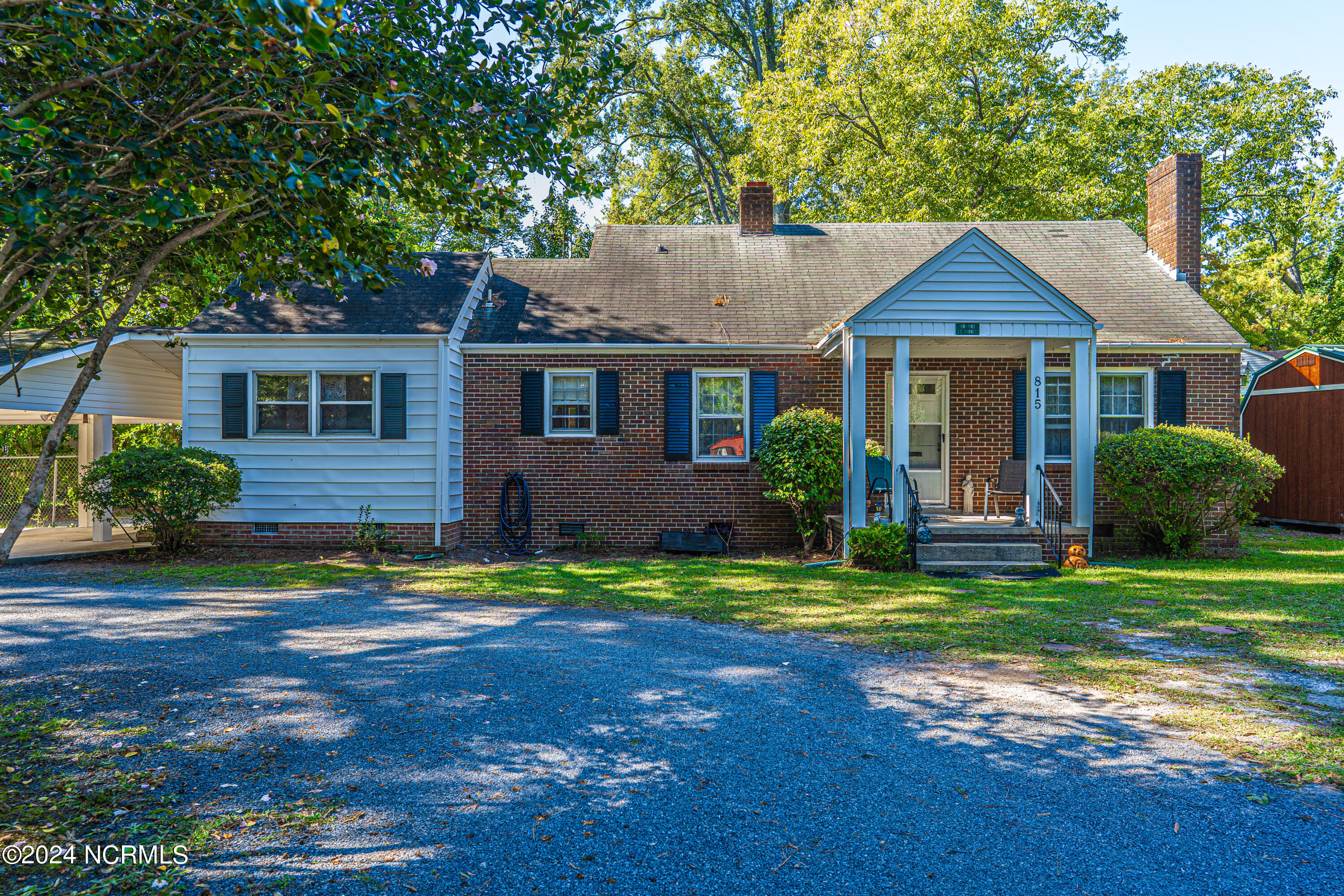 815 Sunset Drive Property Photo