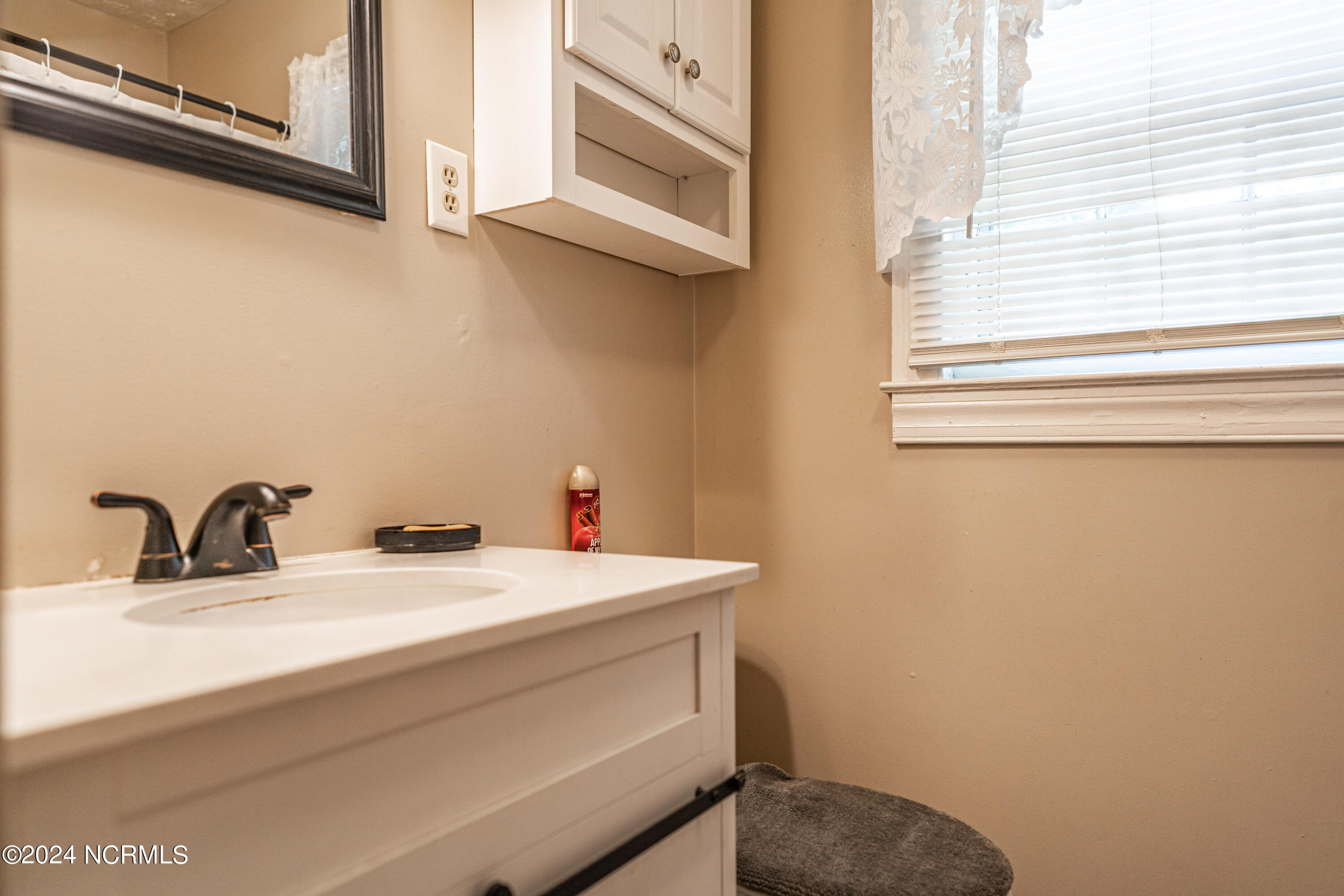 815 Sunset Drive Property Photo 22