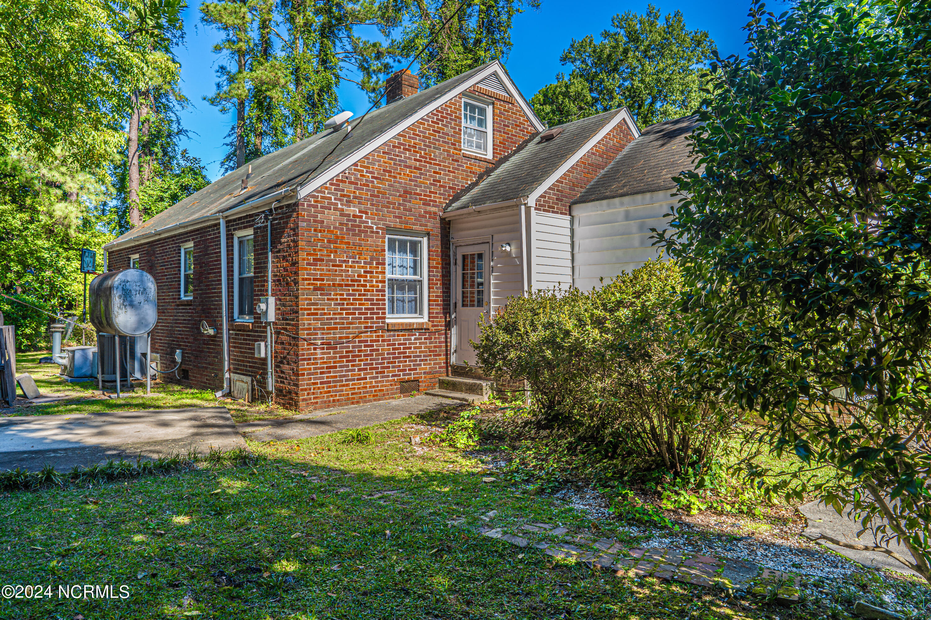 815 Sunset Drive Property Photo 49