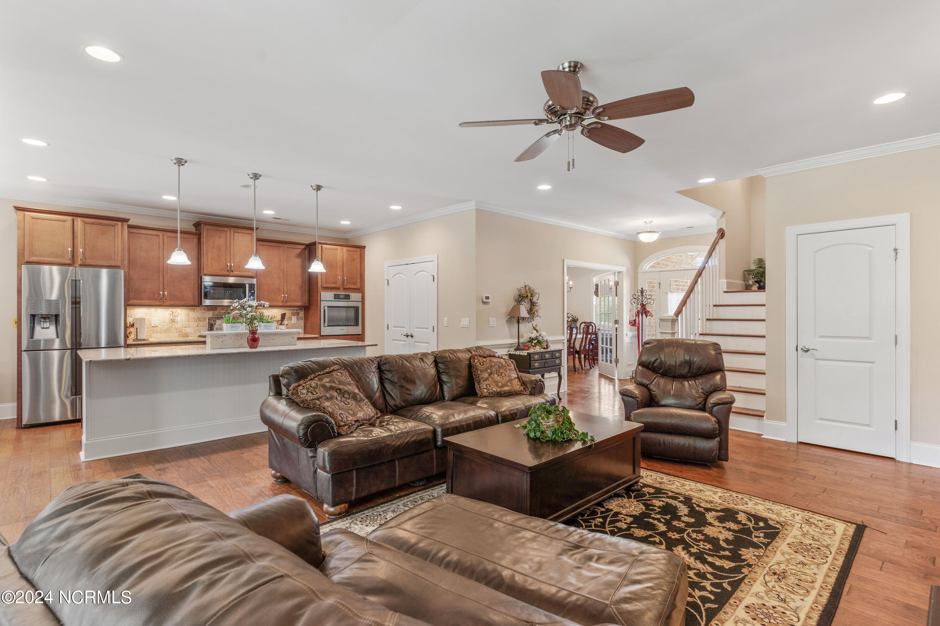 8416 Forest Crest Court Property Photo 9