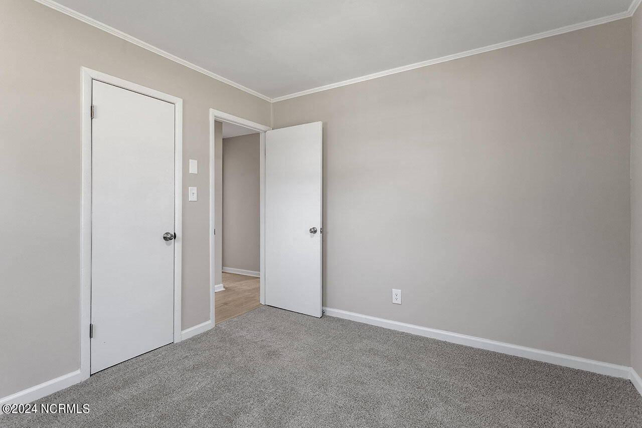 609 E Cockrell Street Property Photo 18