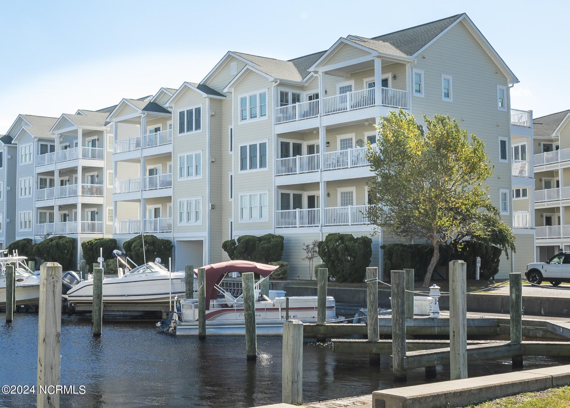 413 Captains Cove Unit E Property Photo 1