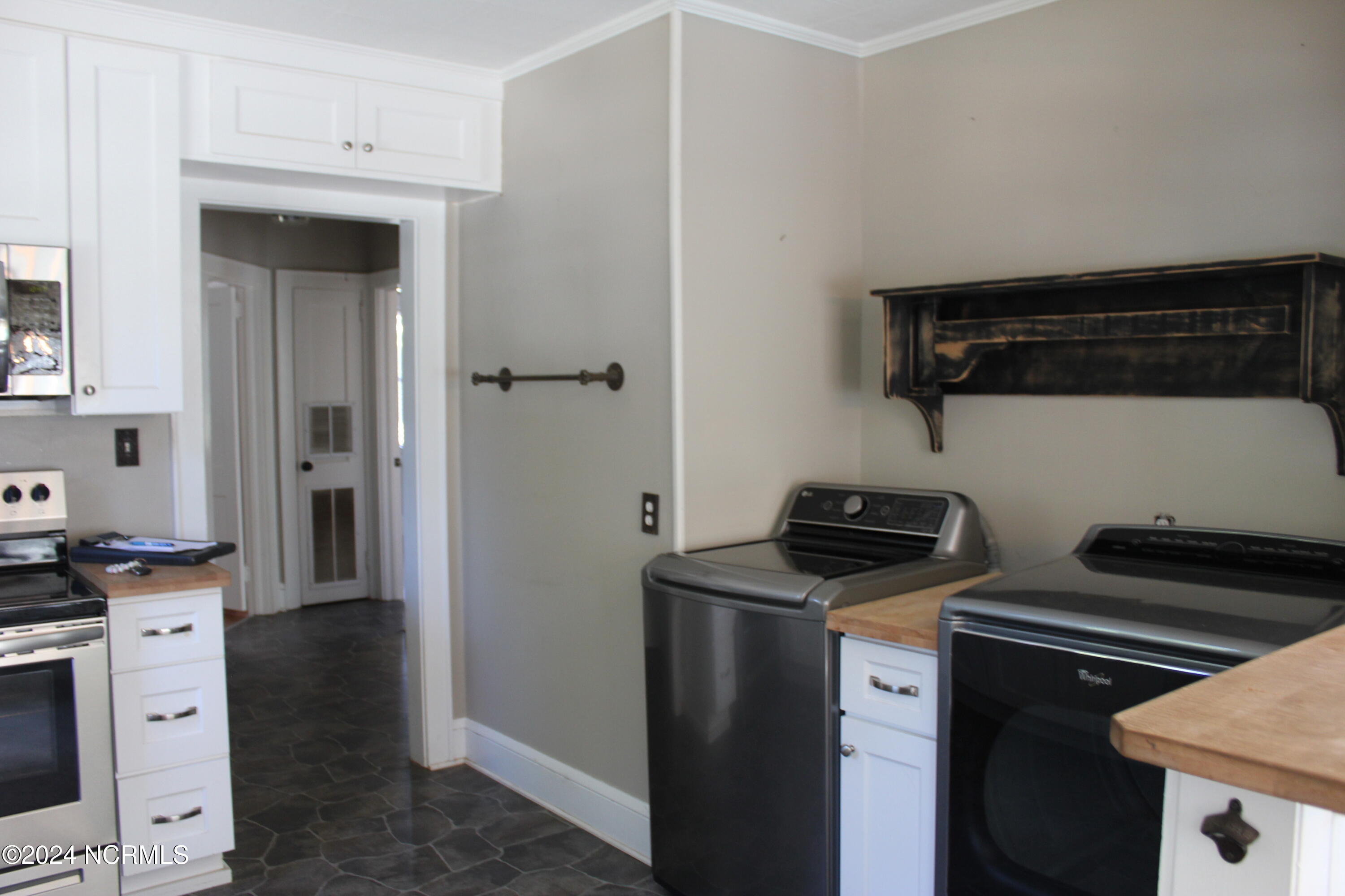 101 5th Street Property Photo 7