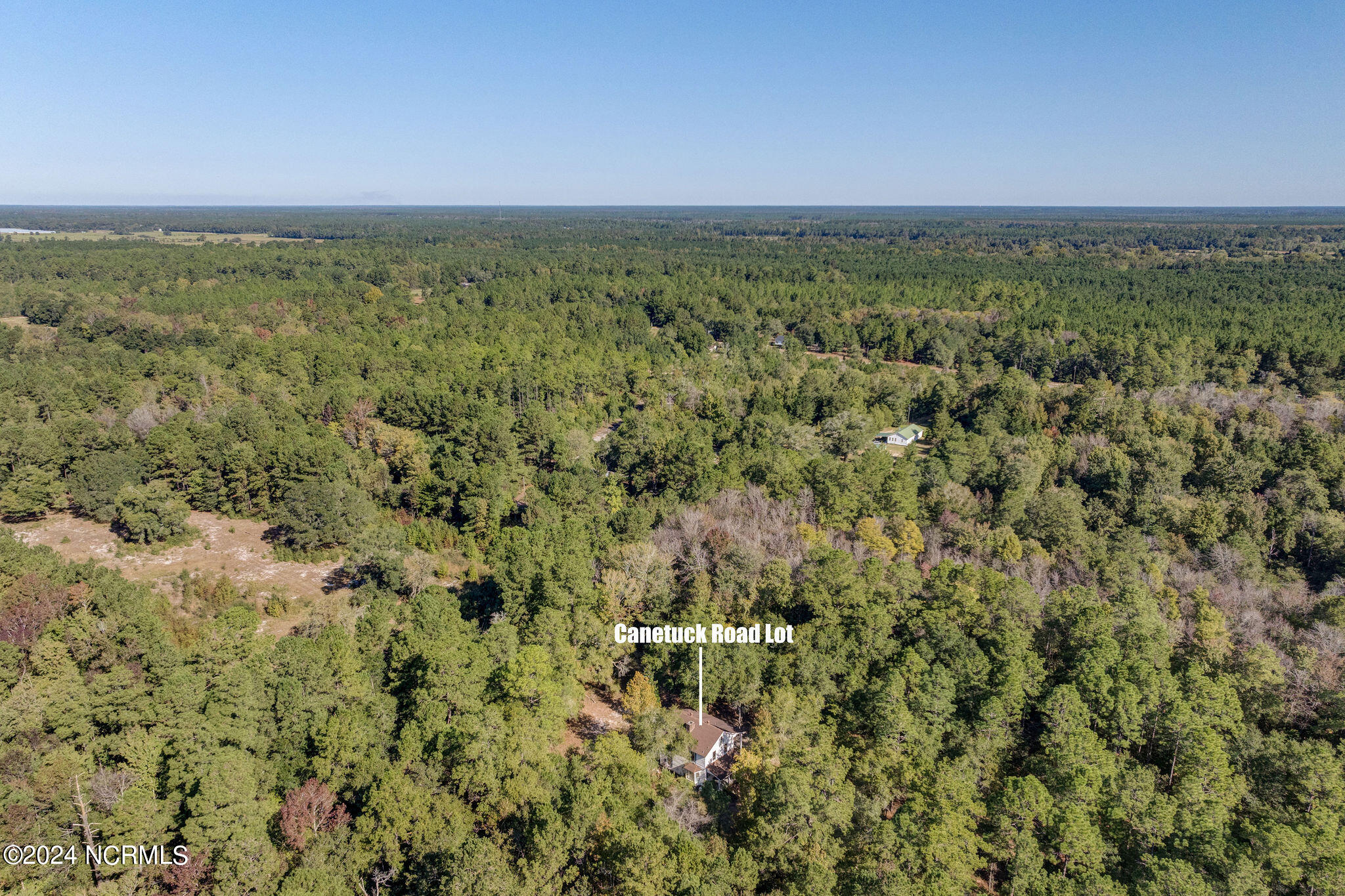 6715 Canetuck Road Property Photo 5