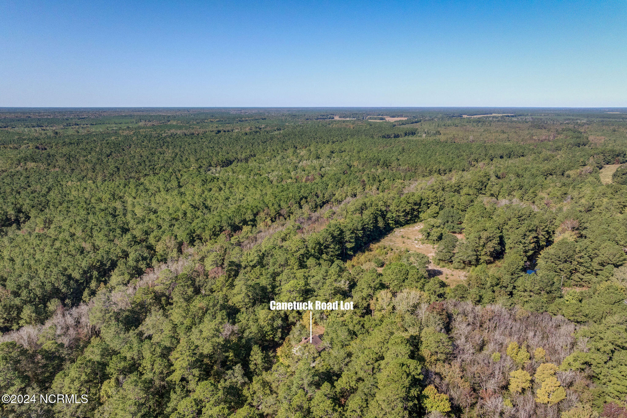 6715 Canetuck Road Property Photo 15