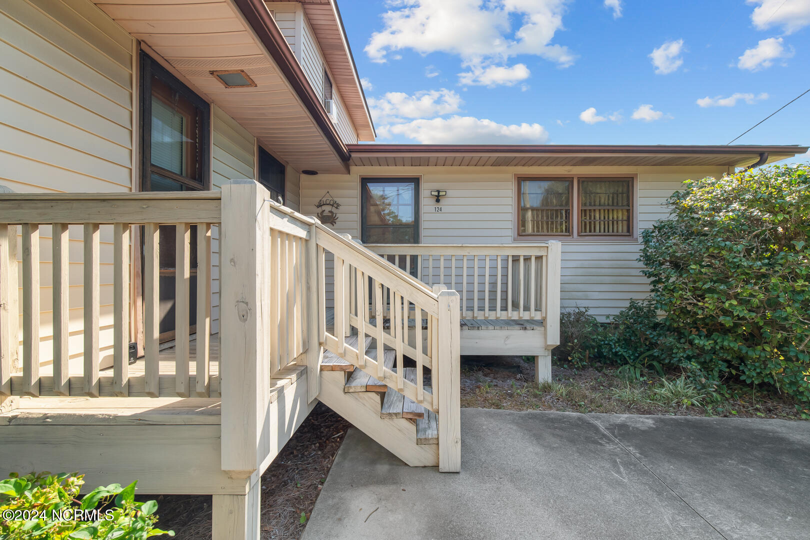 124 N Lisk Drive Property Photo 3