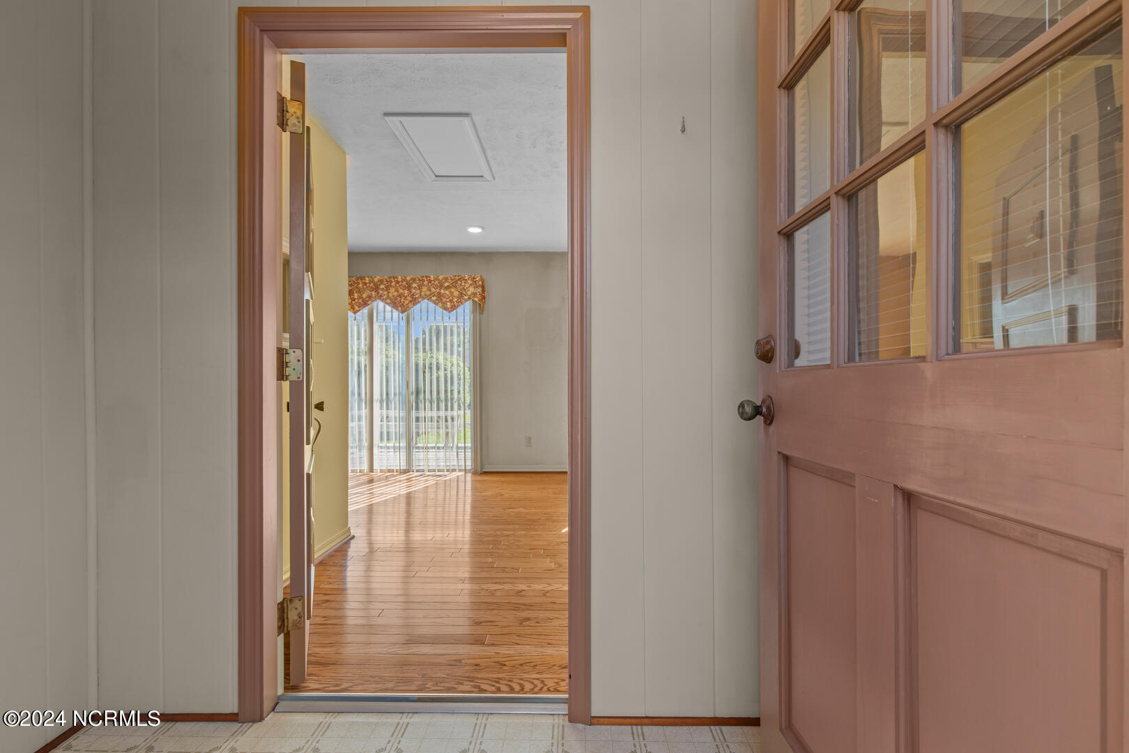 124 N Lisk Drive Property Photo 6