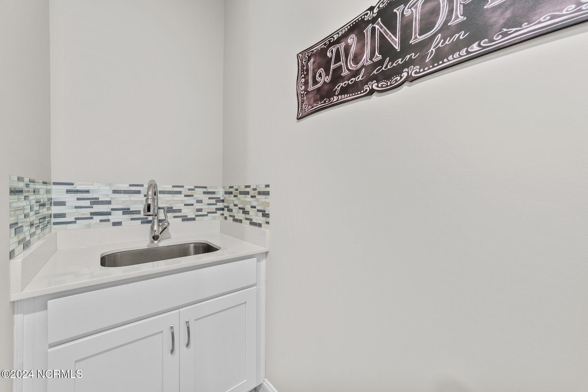 495 Bramble Lane Property Photo 22