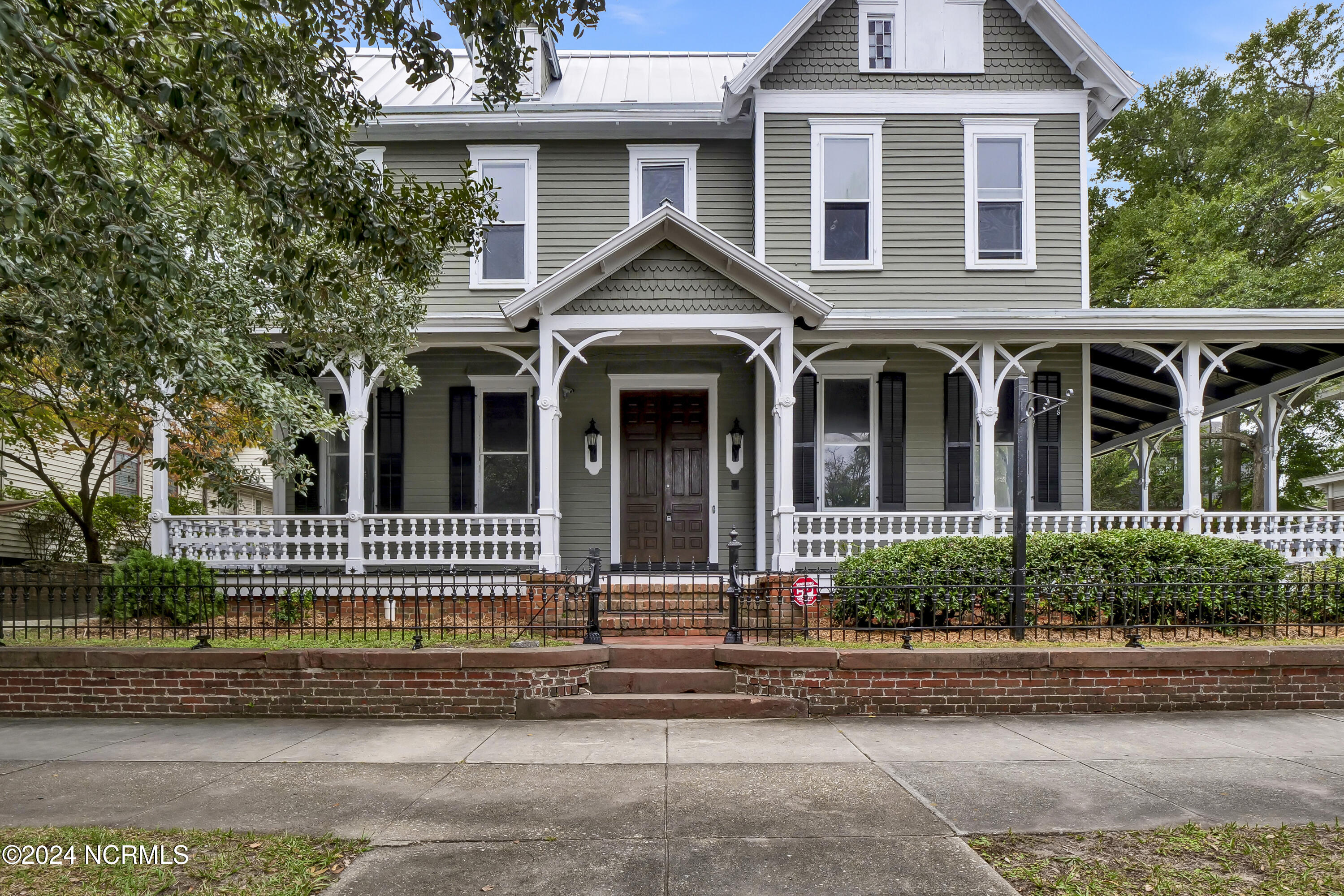 708 Market Street Property Photo 2