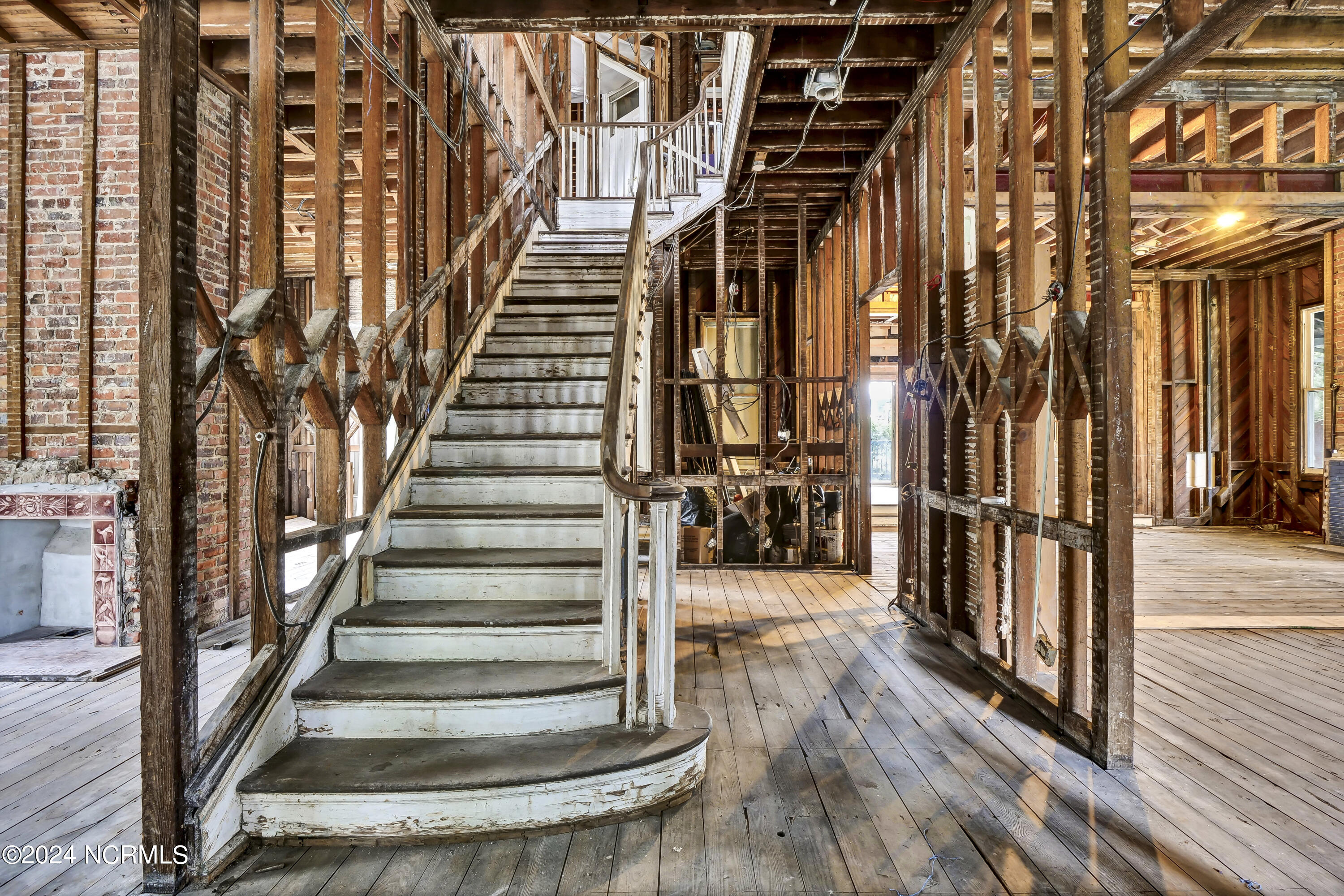 708 Market Street Property Photo 9