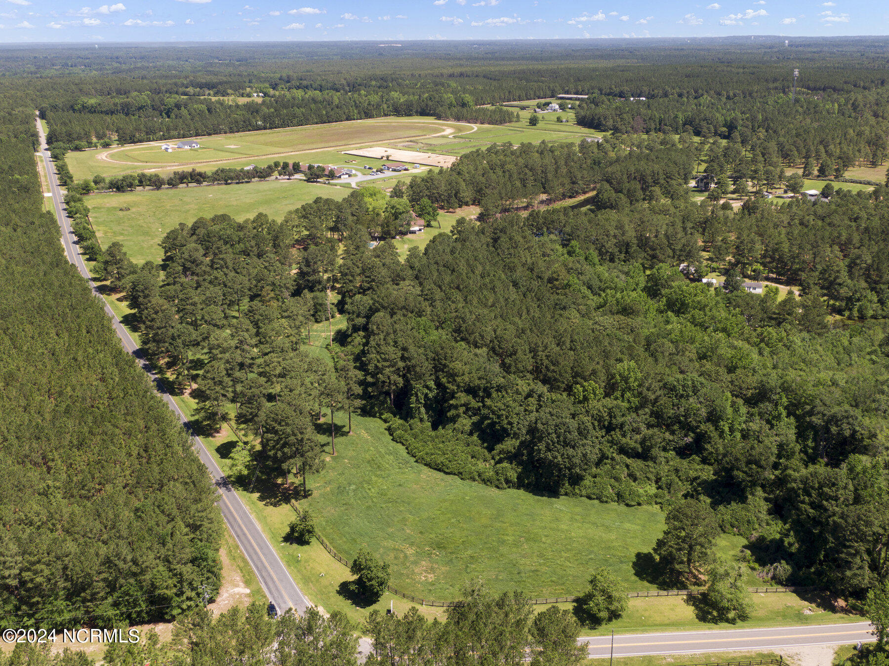 450 Addor Road Property Photo 3