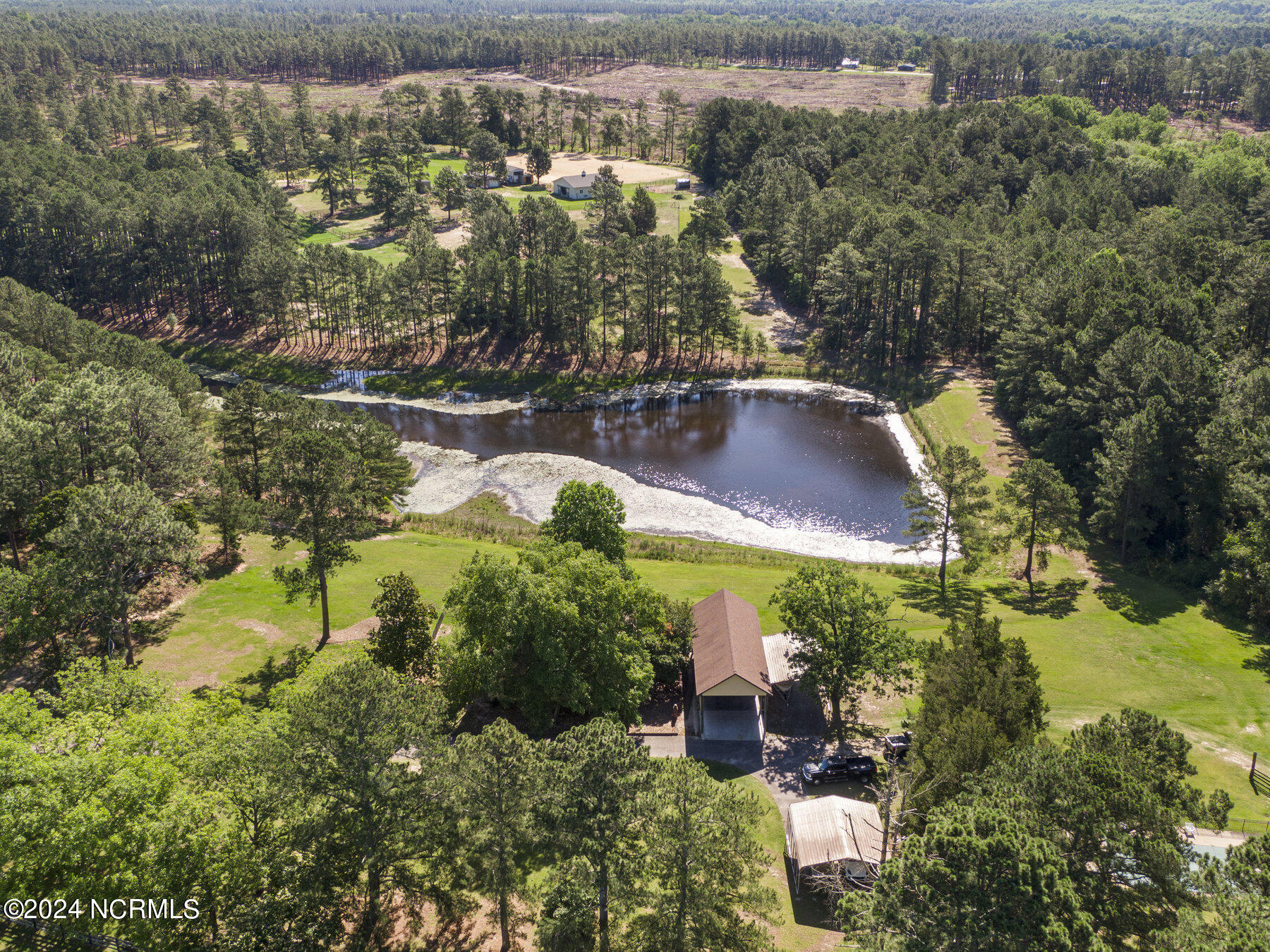 450 Addor Road Property Photo 44