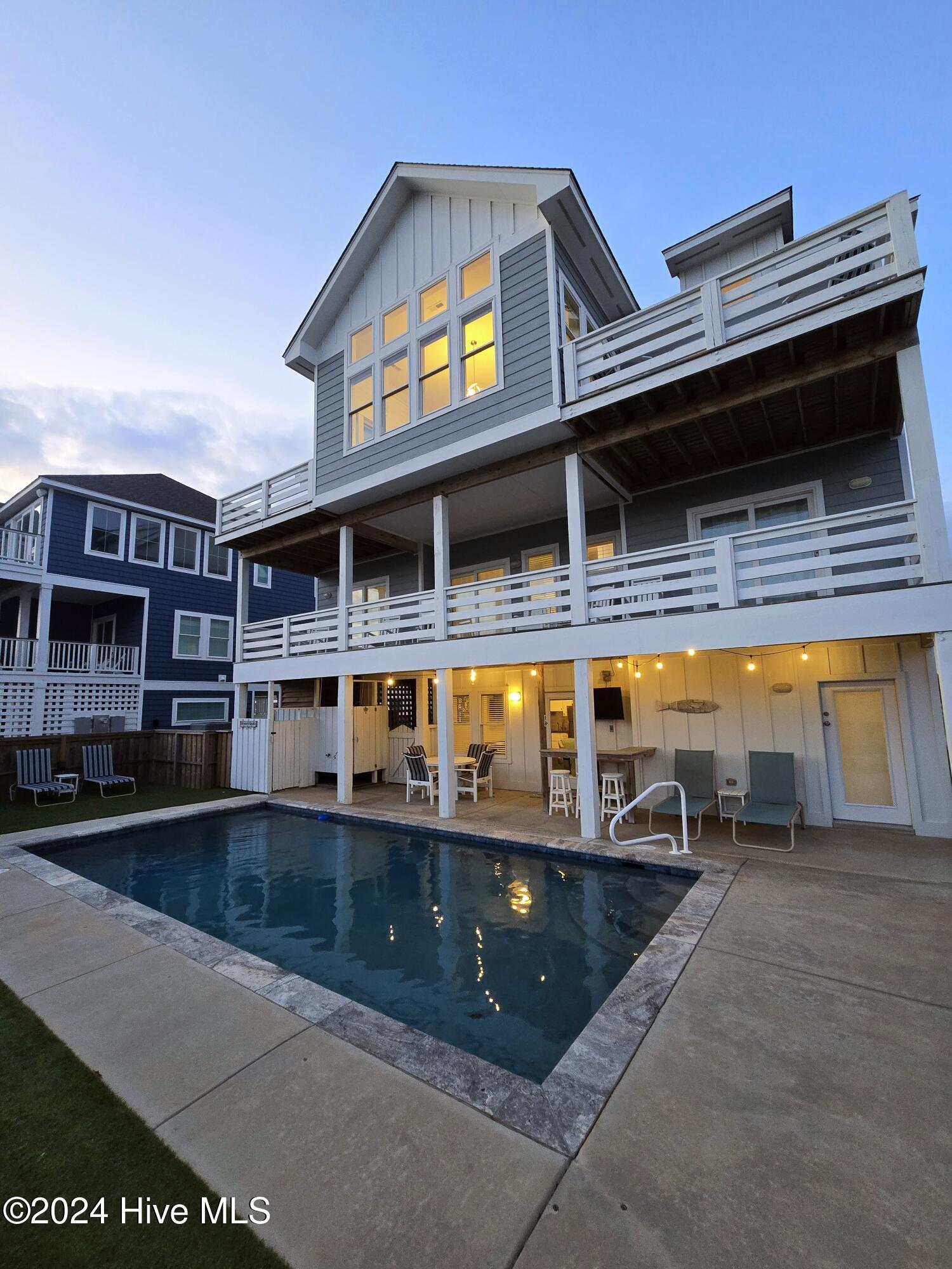 640 Tide Arch Property Photo 4