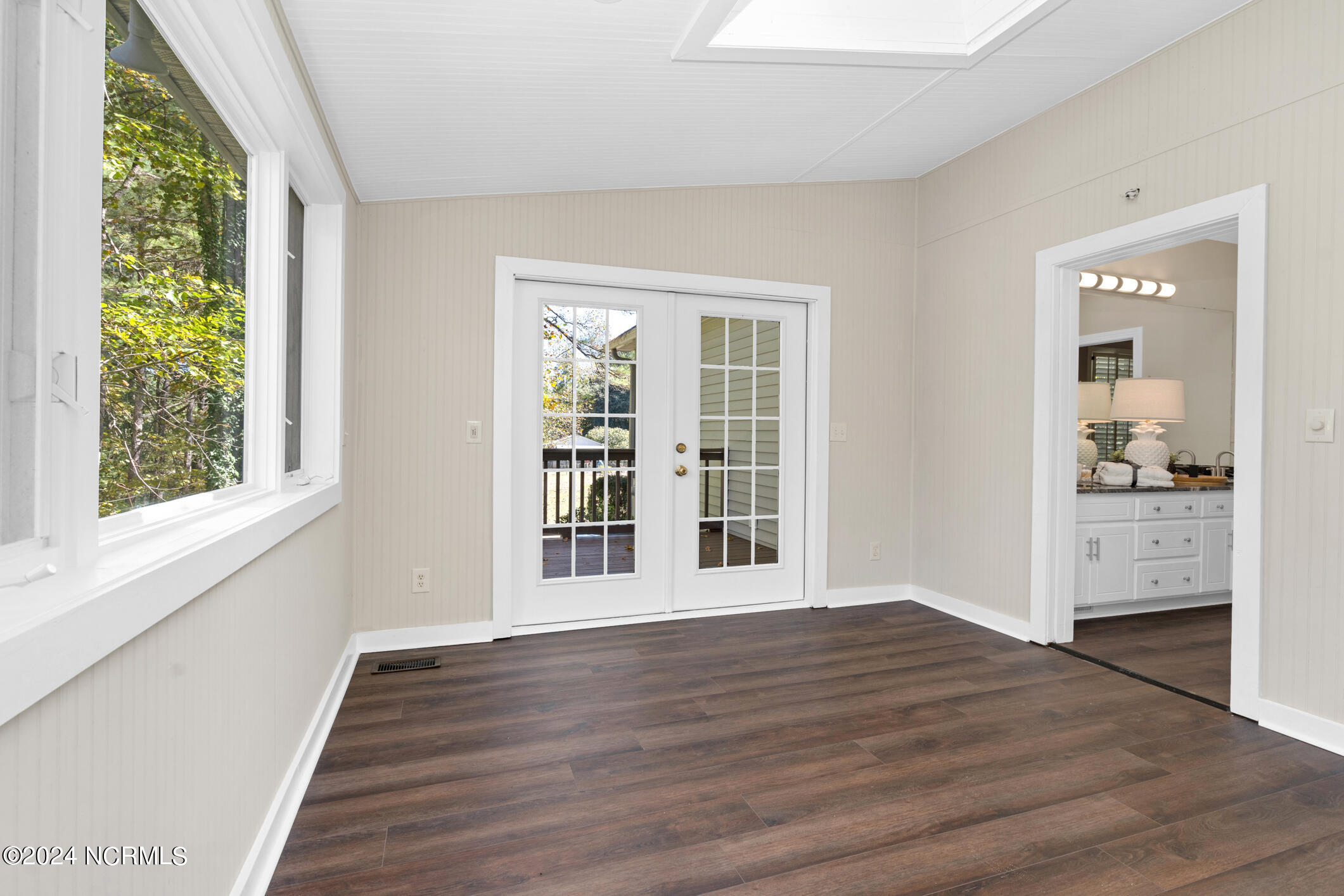 997 Mamas Run Lane Property Photo 32
