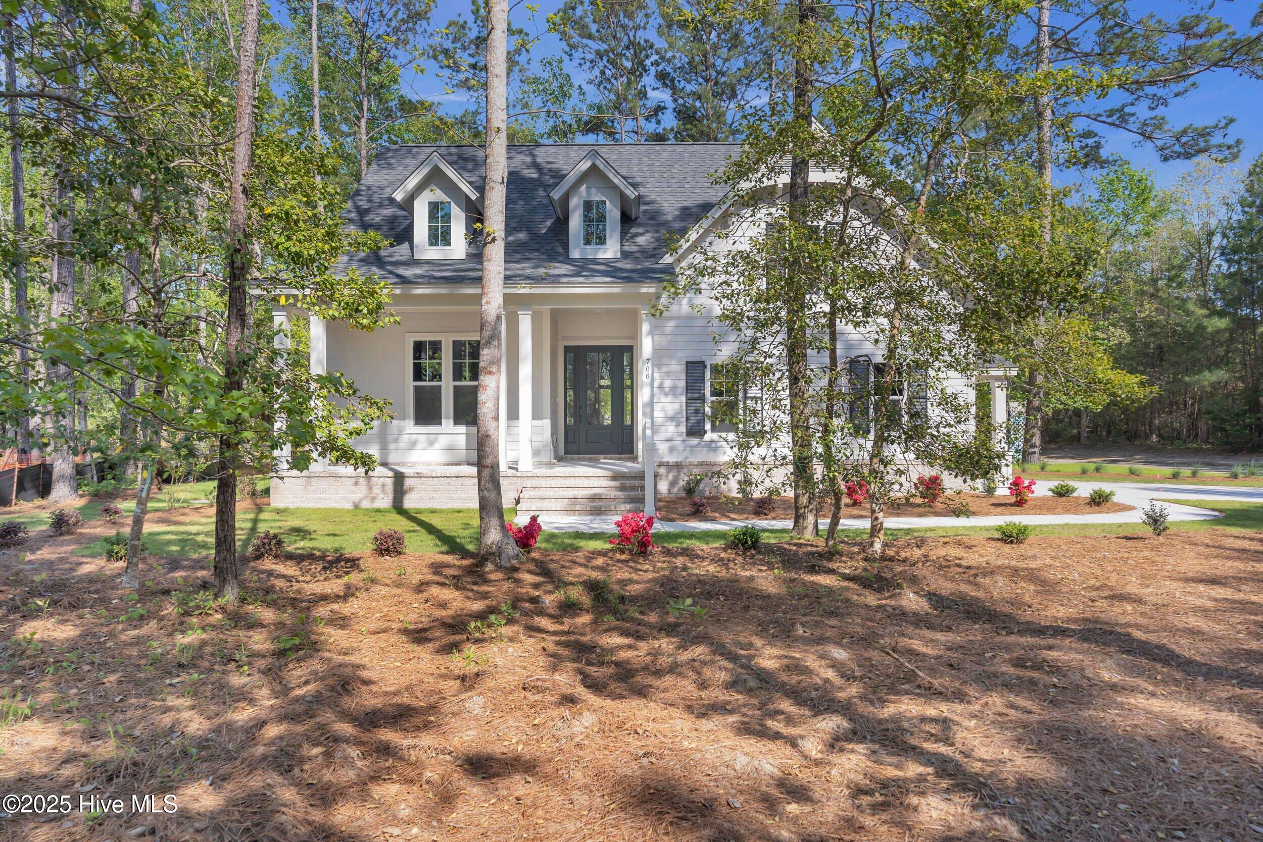 706 Sonata Drive Property Photo 4