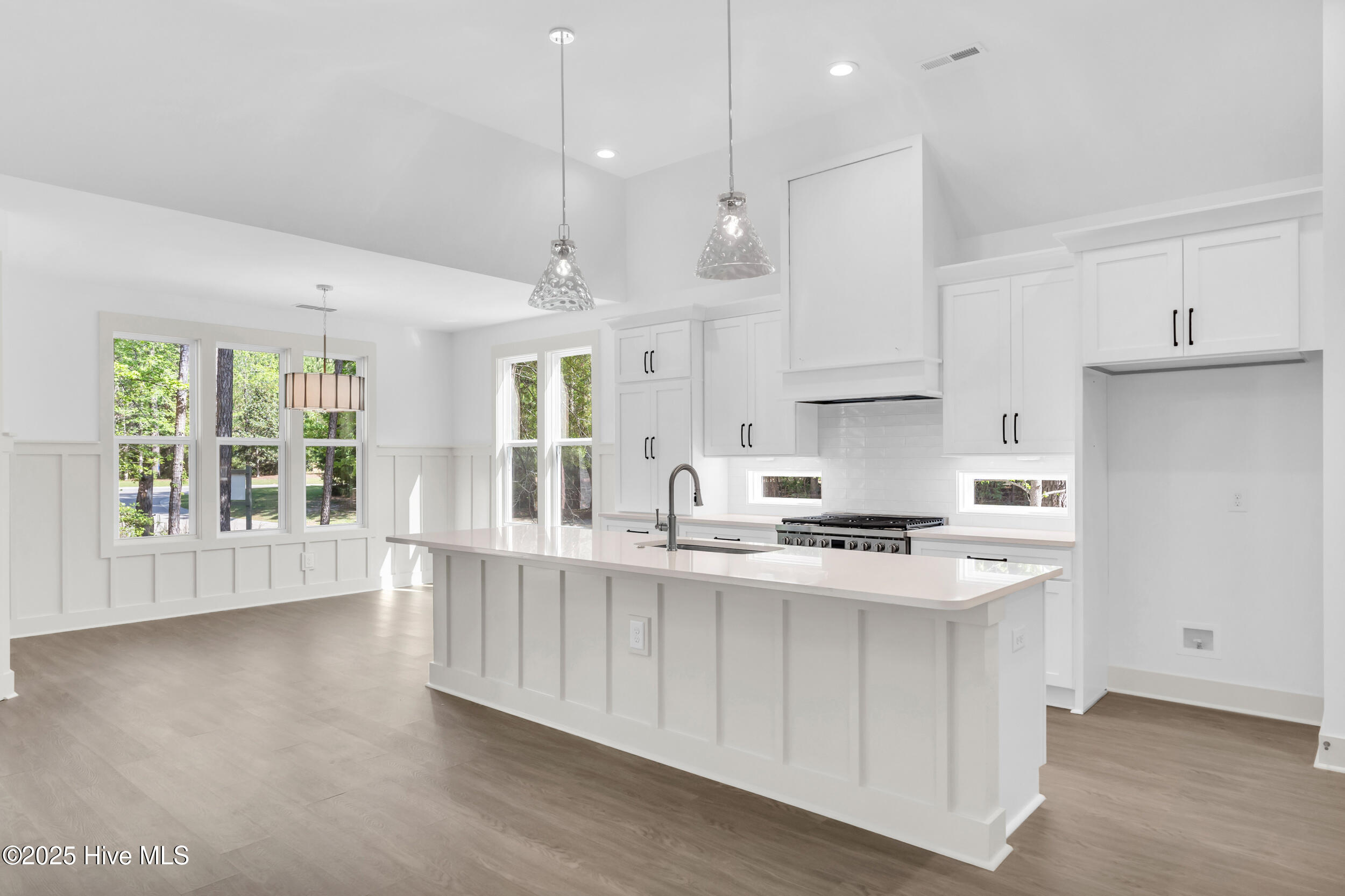 706 Sonata Drive Property Photo 11