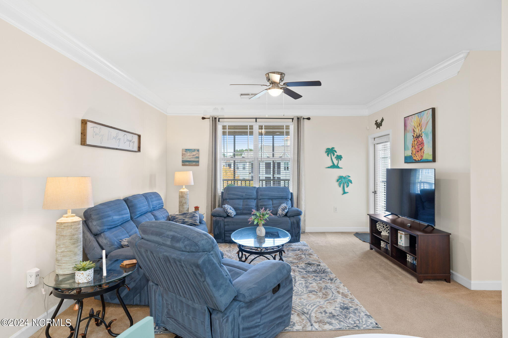395 S Crow Creek Drive Unit 1323 Property Photo 14