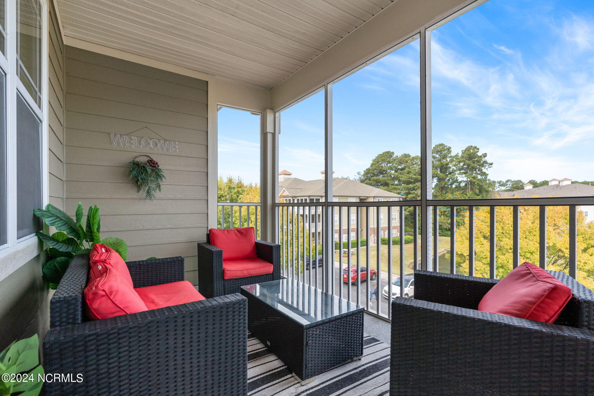 395 S Crow Creek Drive Unit 1323 Property Photo 18