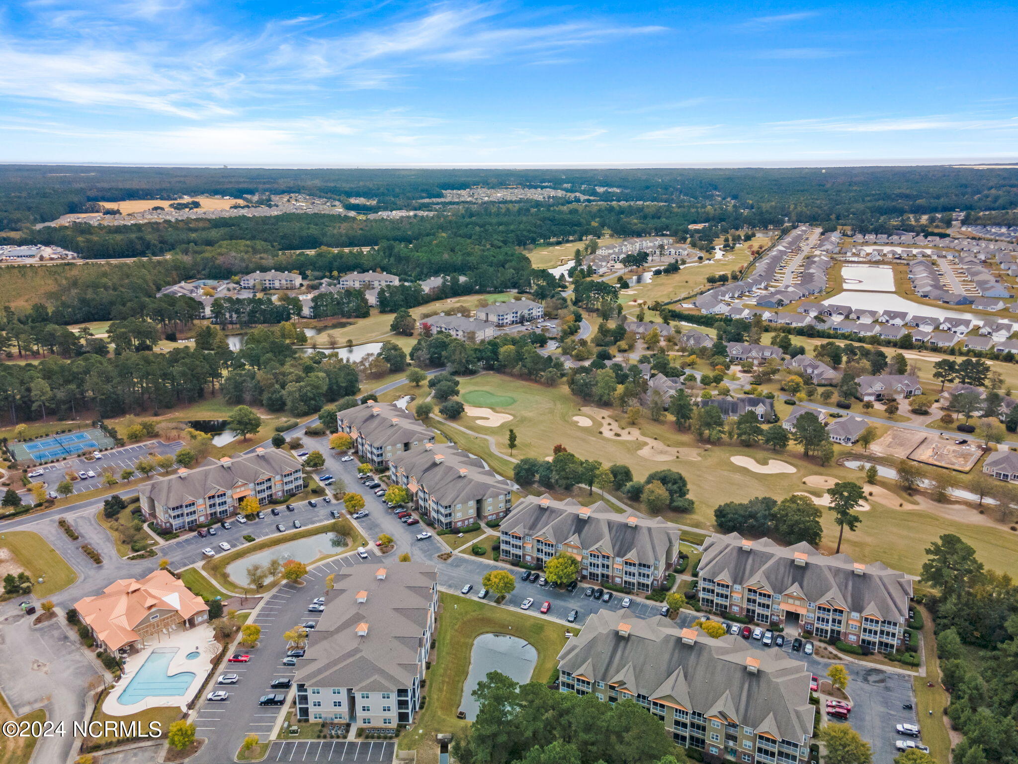 395 S Crow Creek Drive Unit 1323 Property Photo 40
