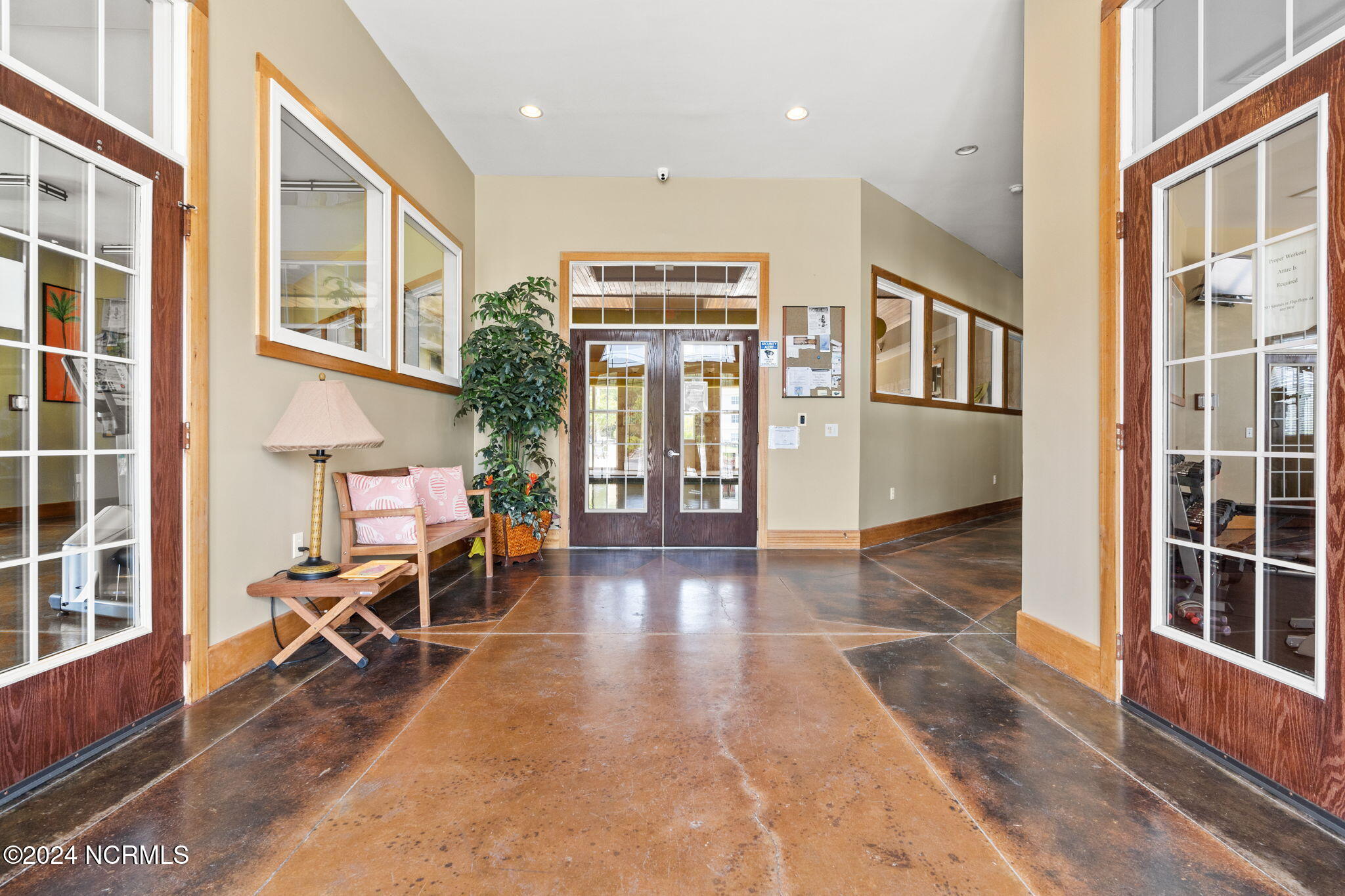 395 S Crow Creek Drive Unit 1323 Property Photo 48