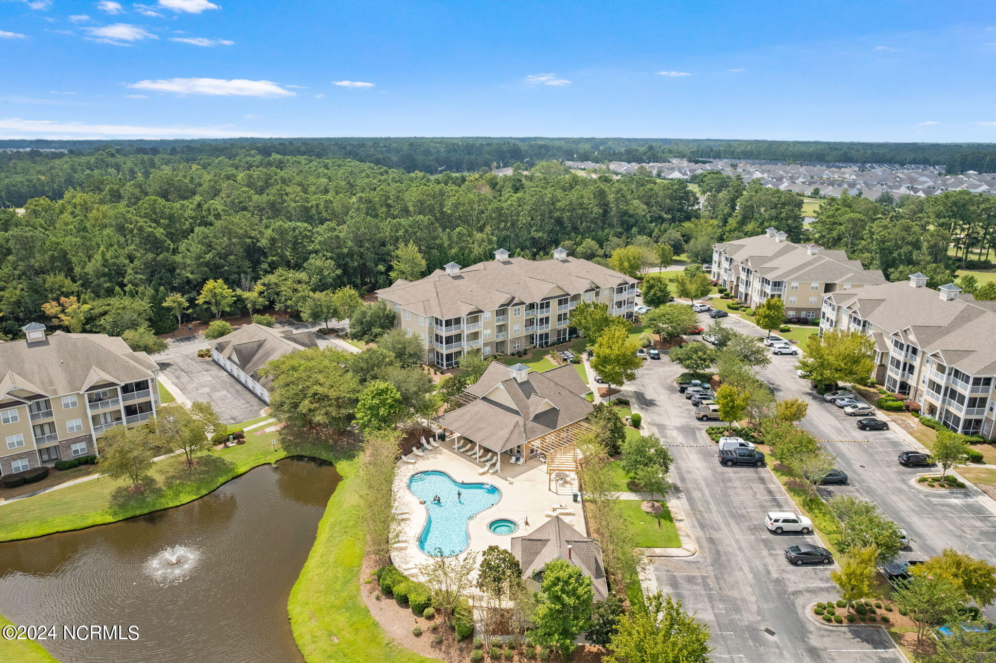 395 S Crow Creek Drive Unit 1323 Property Photo 56