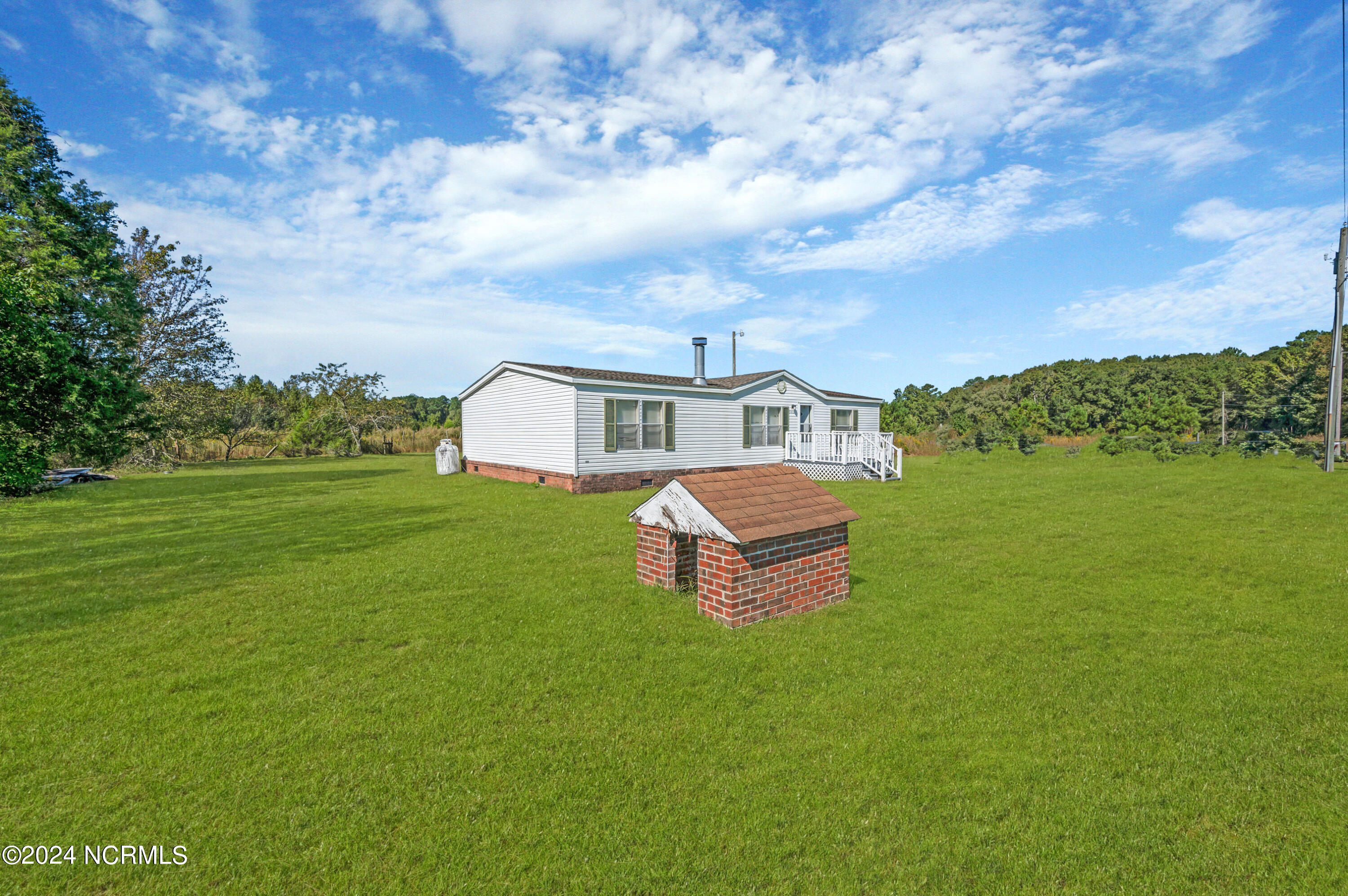 5902 Emma Cannon Road Property Photo 3