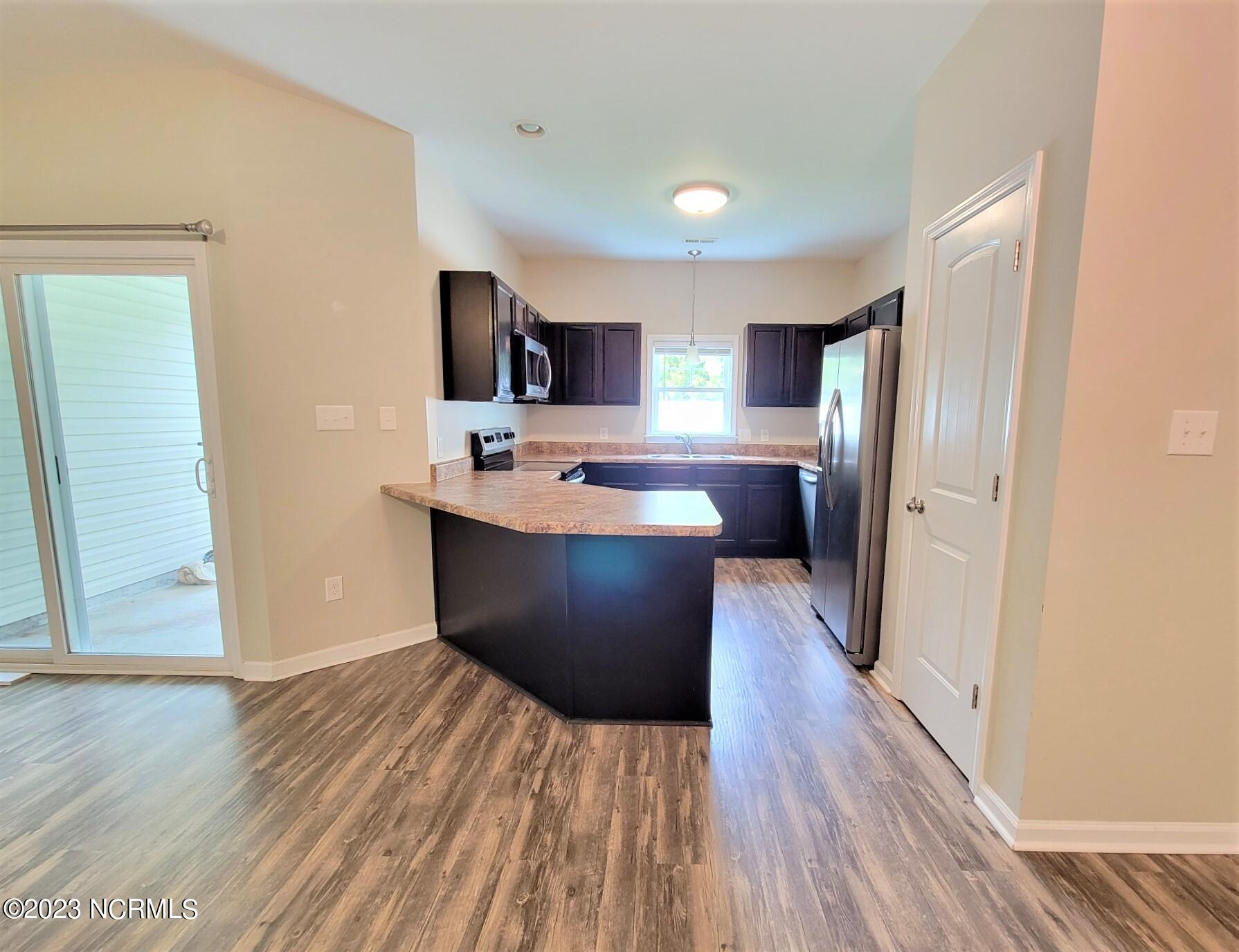 328 Cedar Island Trail Property Photo 11