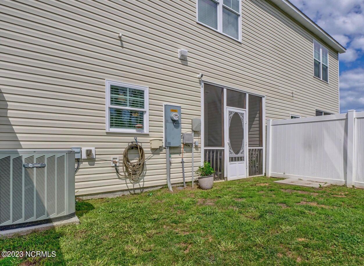 328 Cedar Island Trail Property Photo 21