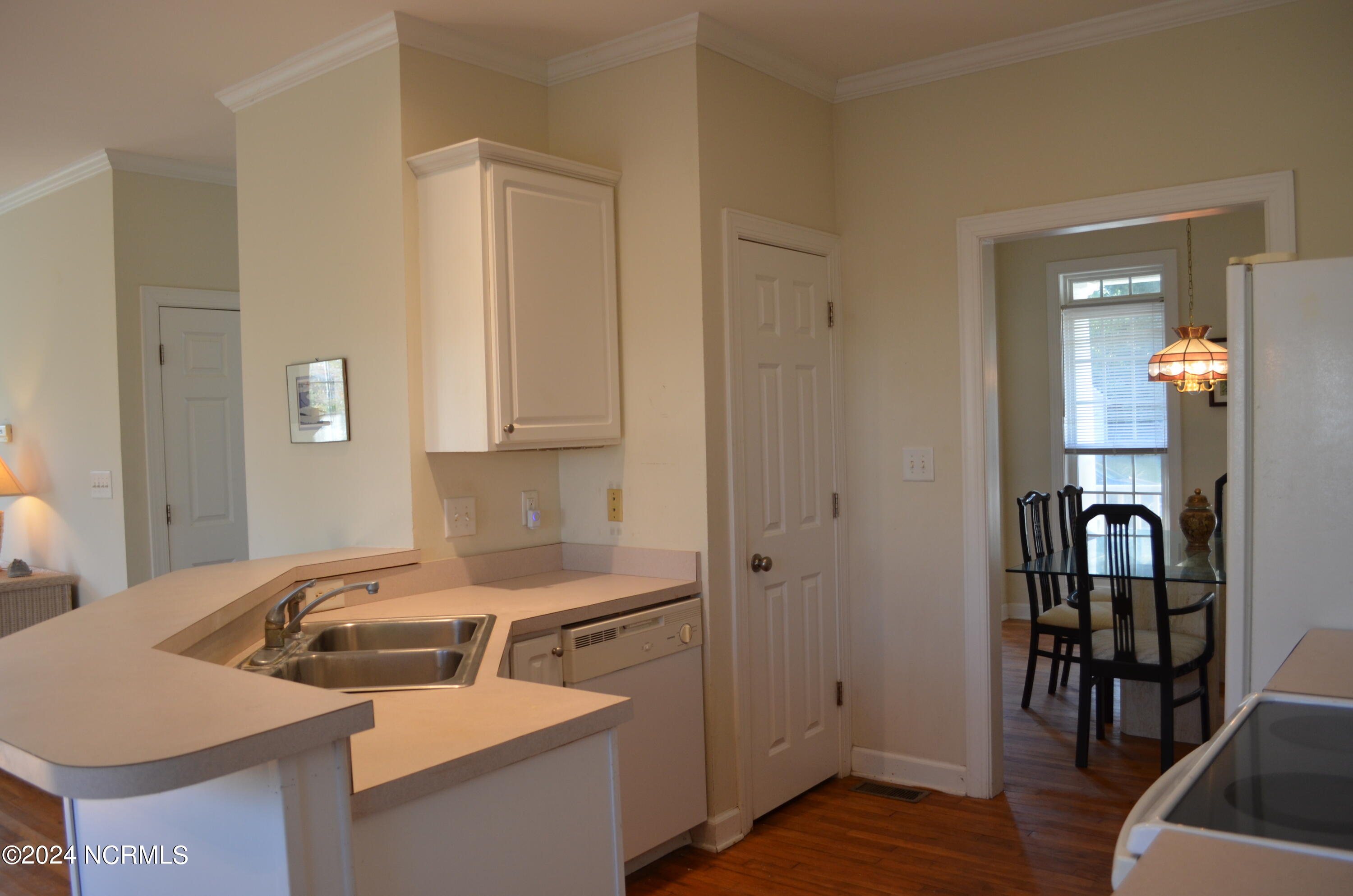 134 Madison Bay Drive Property Photo 9