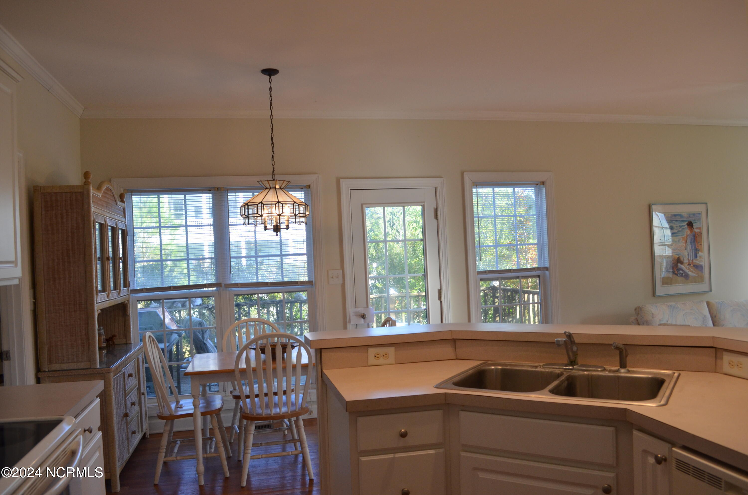 134 Madison Bay Drive Property Photo 10