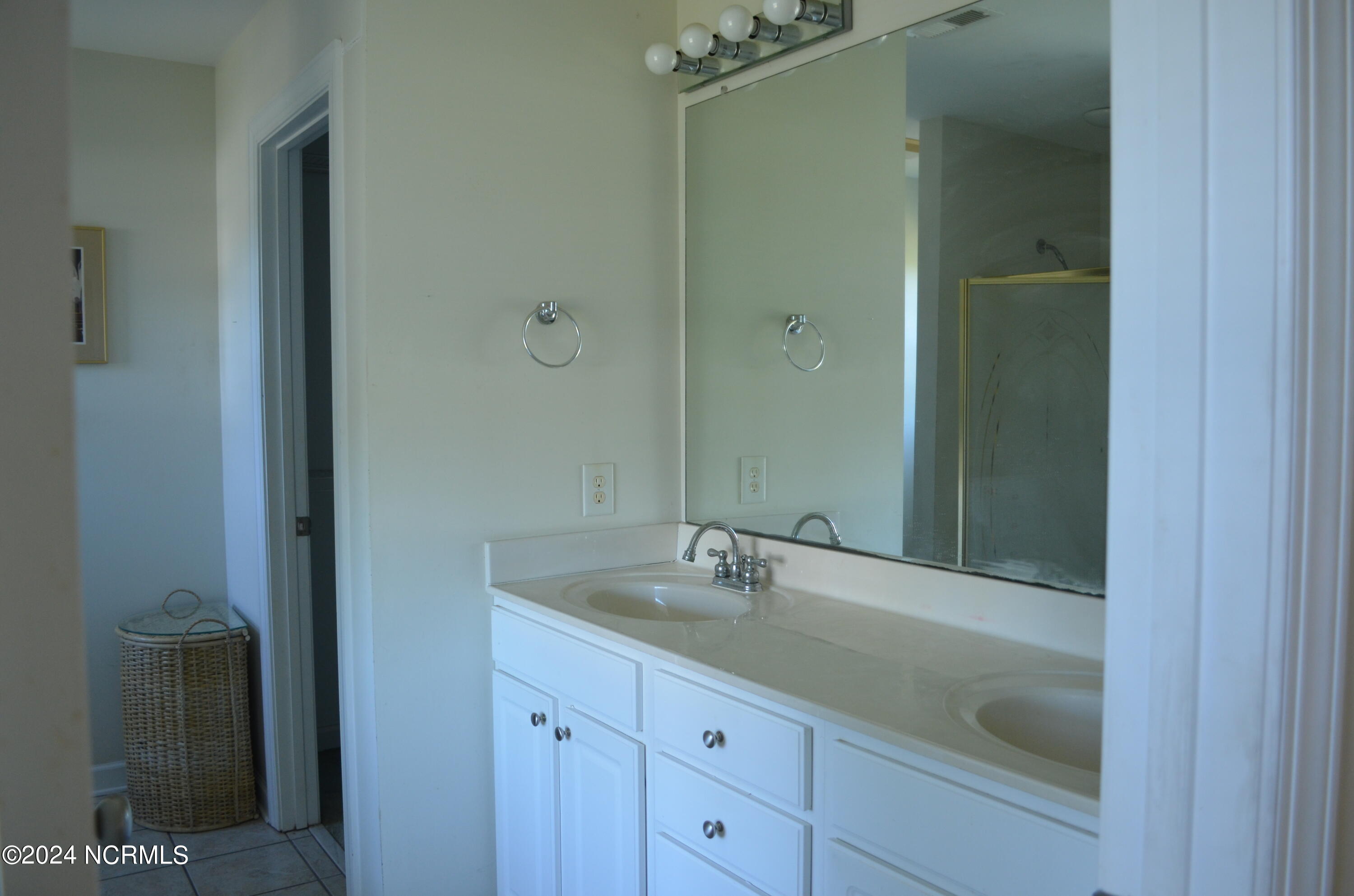 134 Madison Bay Drive Property Photo 20