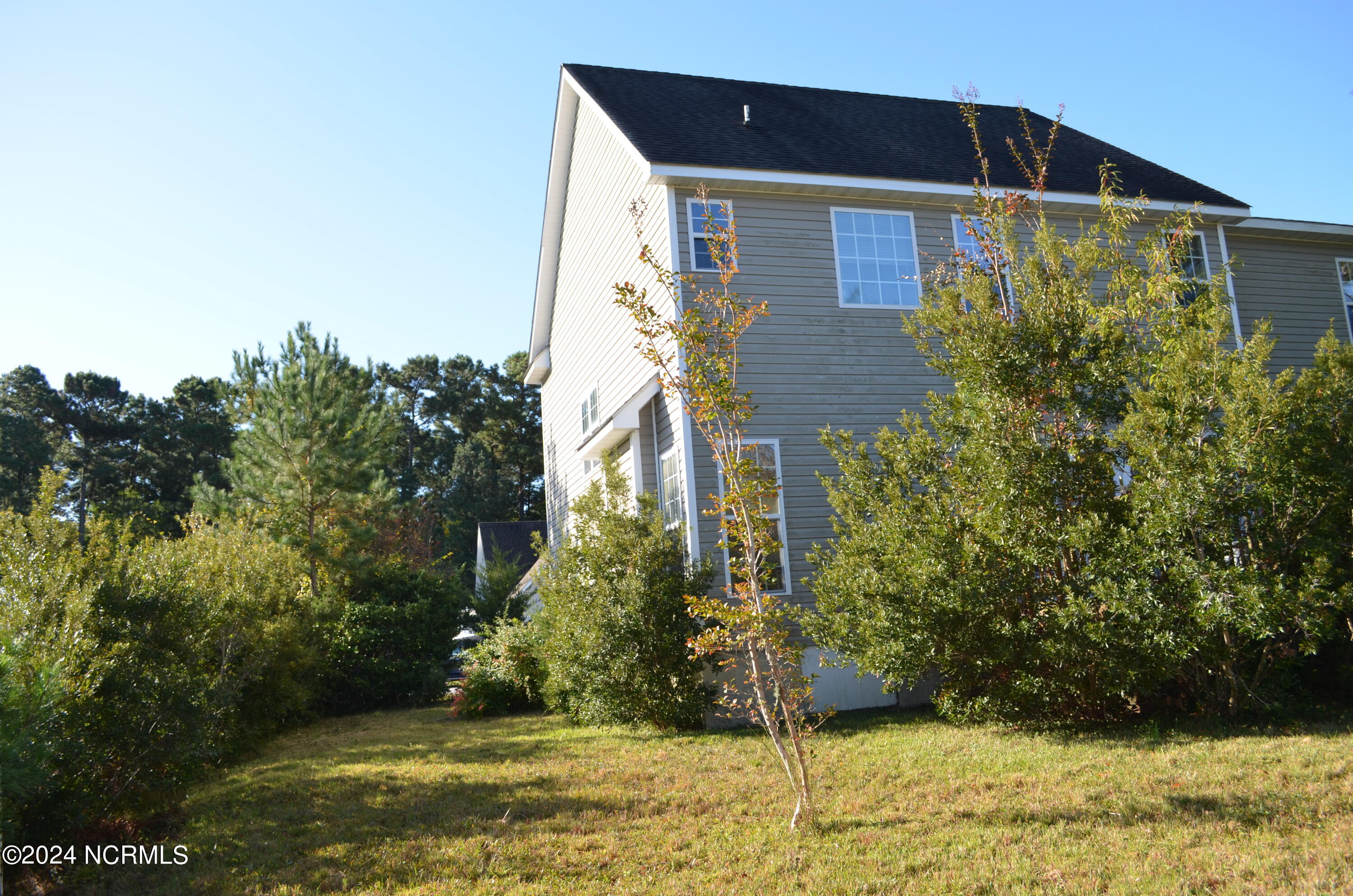 134 Madison Bay Drive Property Photo 33