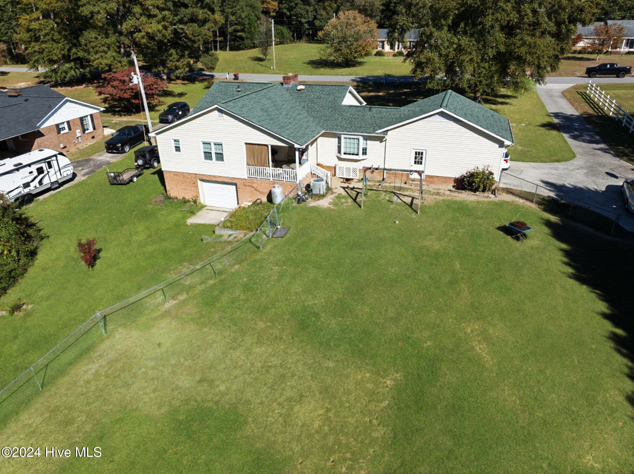 115 Creek Run Road Property Photo 7